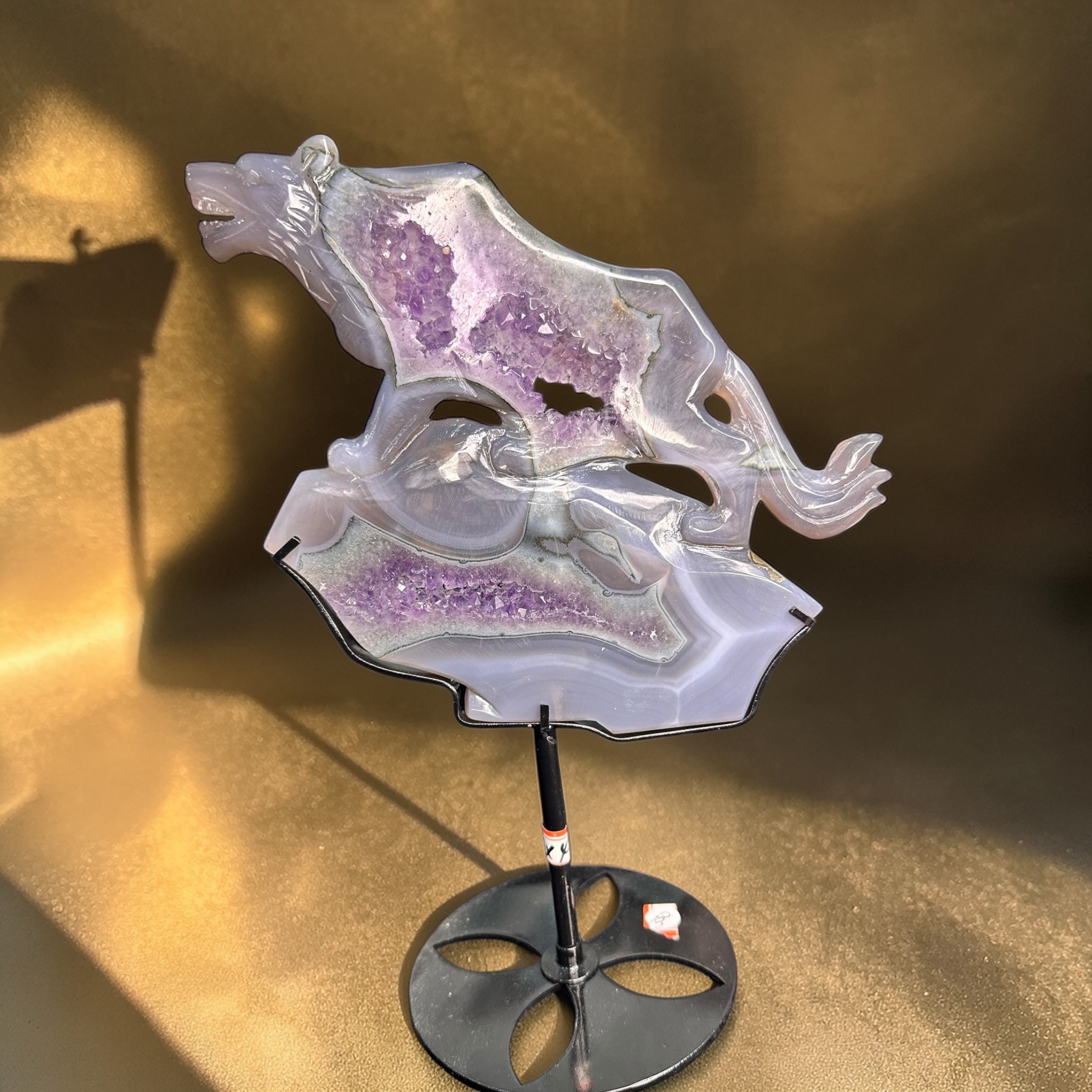 Amethyst/Agate Wolf 
