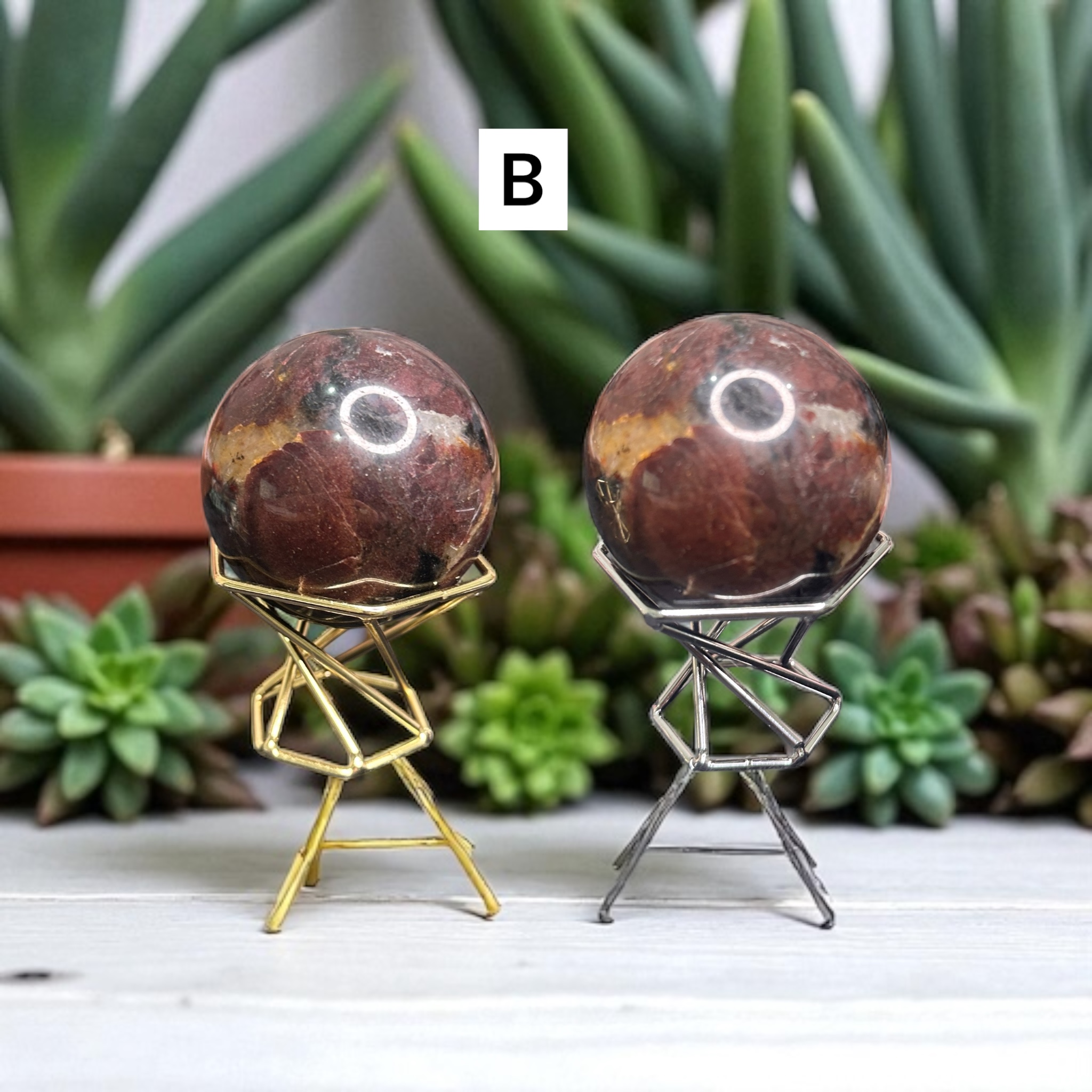 Garnet Sphere 