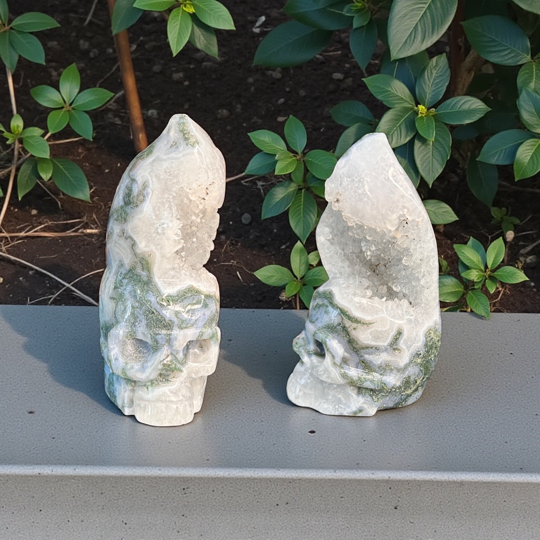 Moss Agate Cluster Skull 