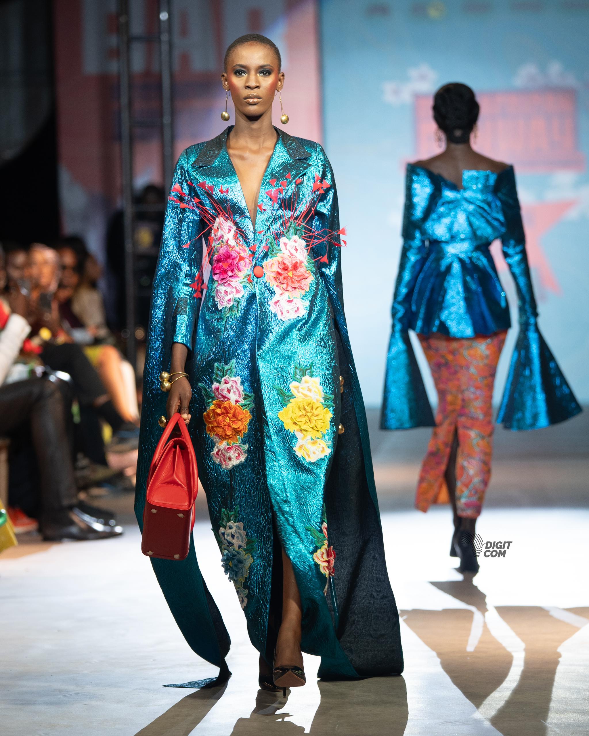 Manteau fleuri élégant