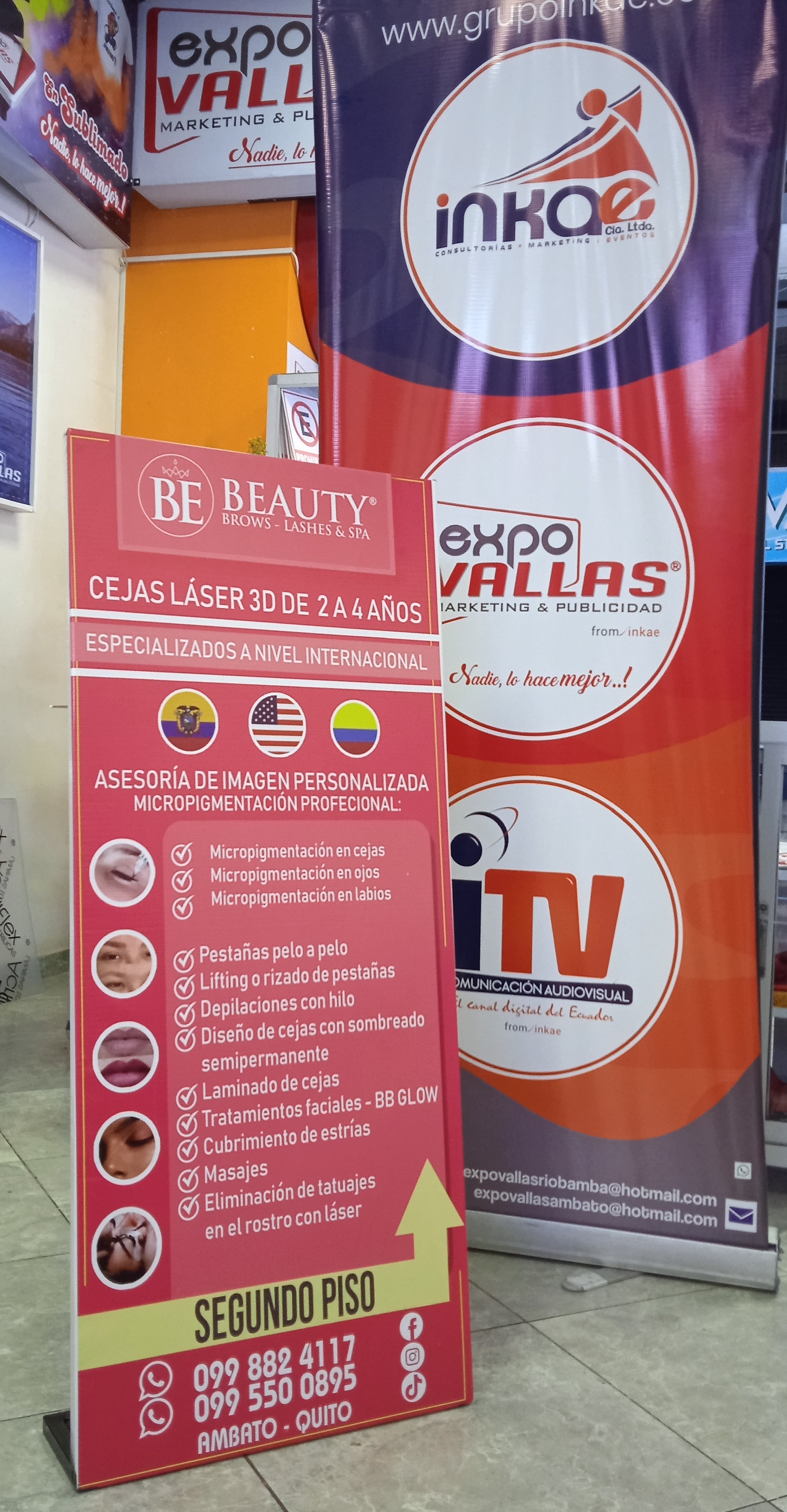 BANNER ROLL- UP