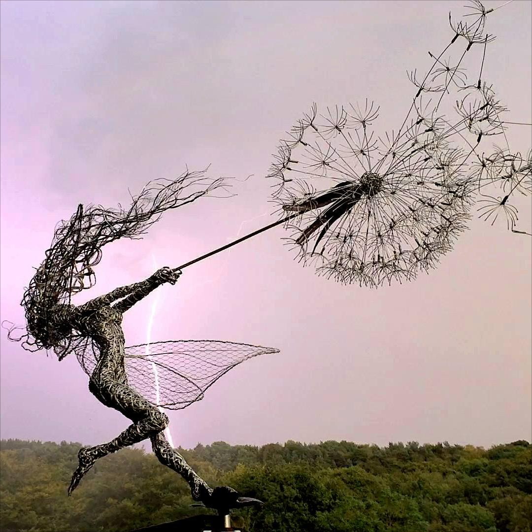 Wonderland-like Garden Decoration