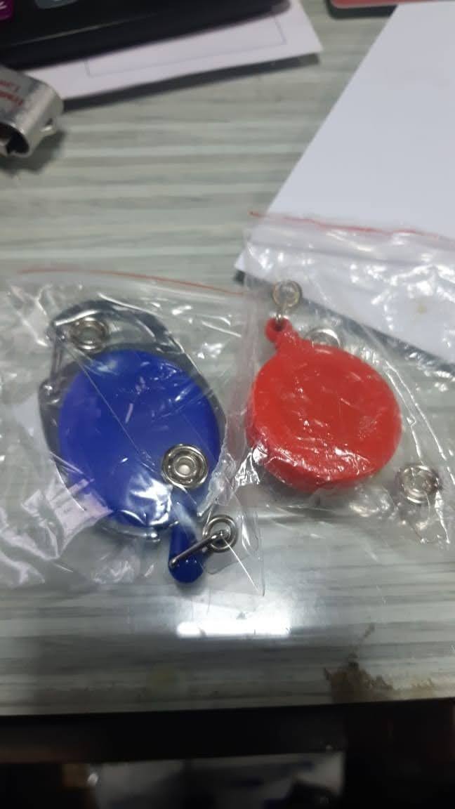3S retractable badge holder