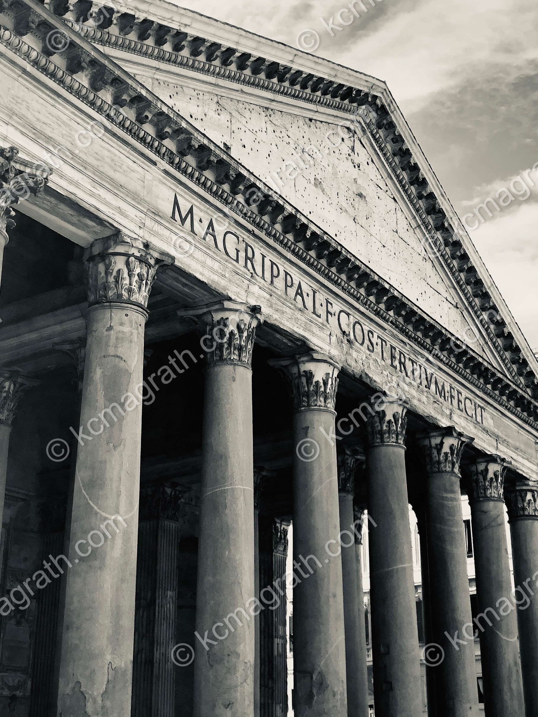 Rome's Pantheon 1, B&W, Italy