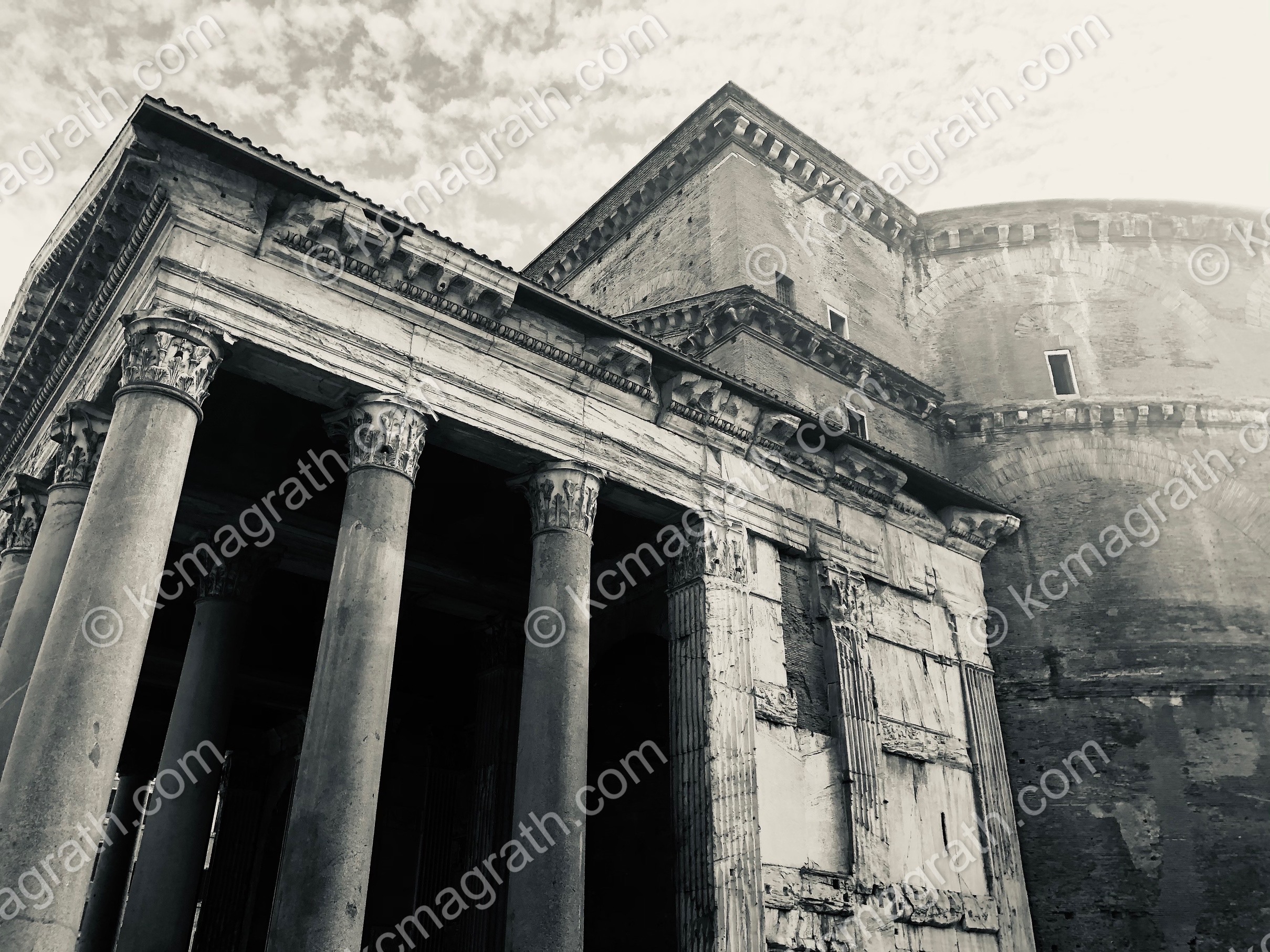 Rome's Pantheon 2, B&W, Italy