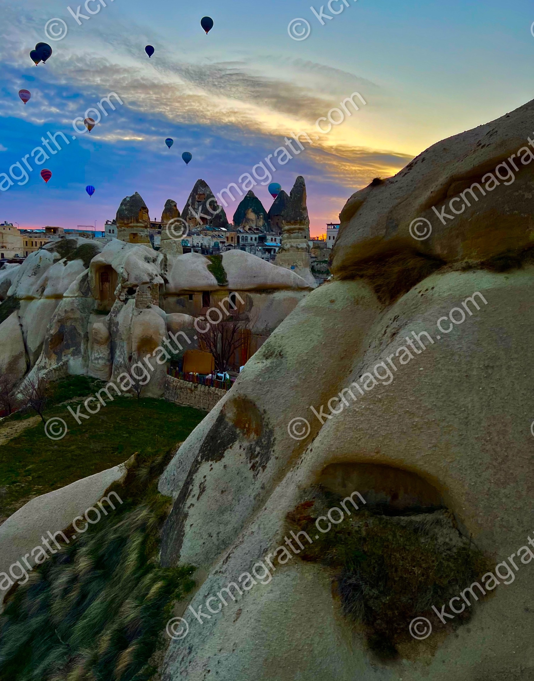 Kapadokya's Otherworldly Landscape 2 with Hoodoos / Fairy Chimneys and Hot Air Balloons at Sunrise, Turkiye
