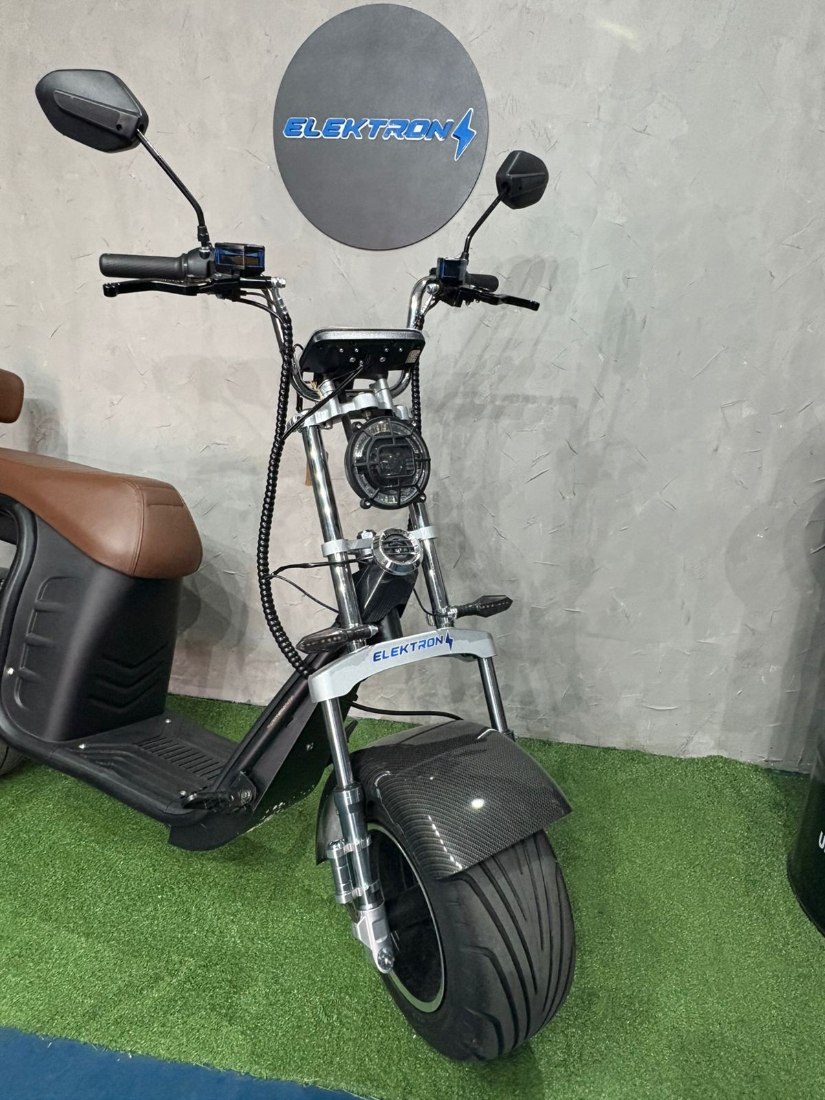 Scooter R13