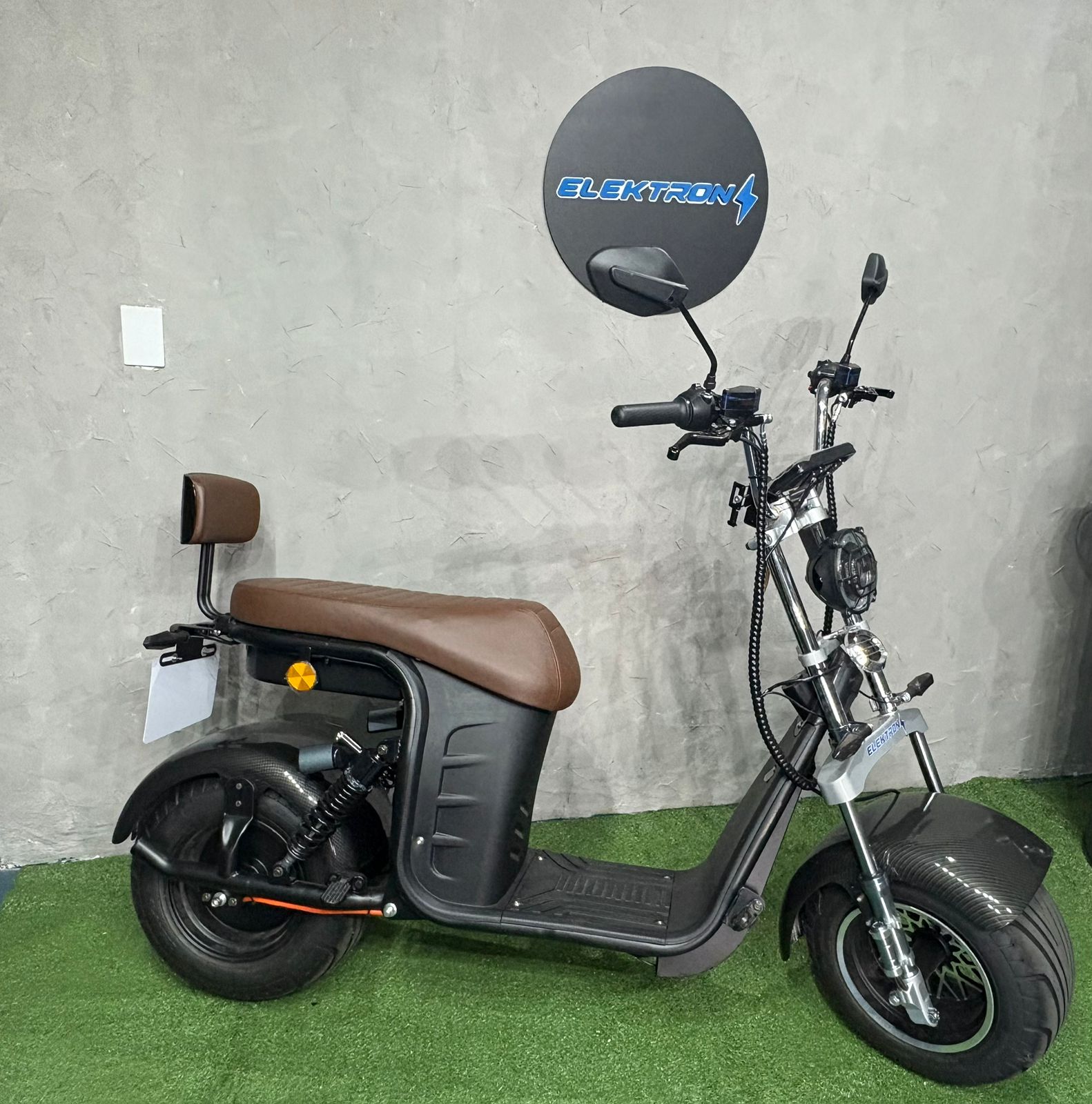Scooter R13