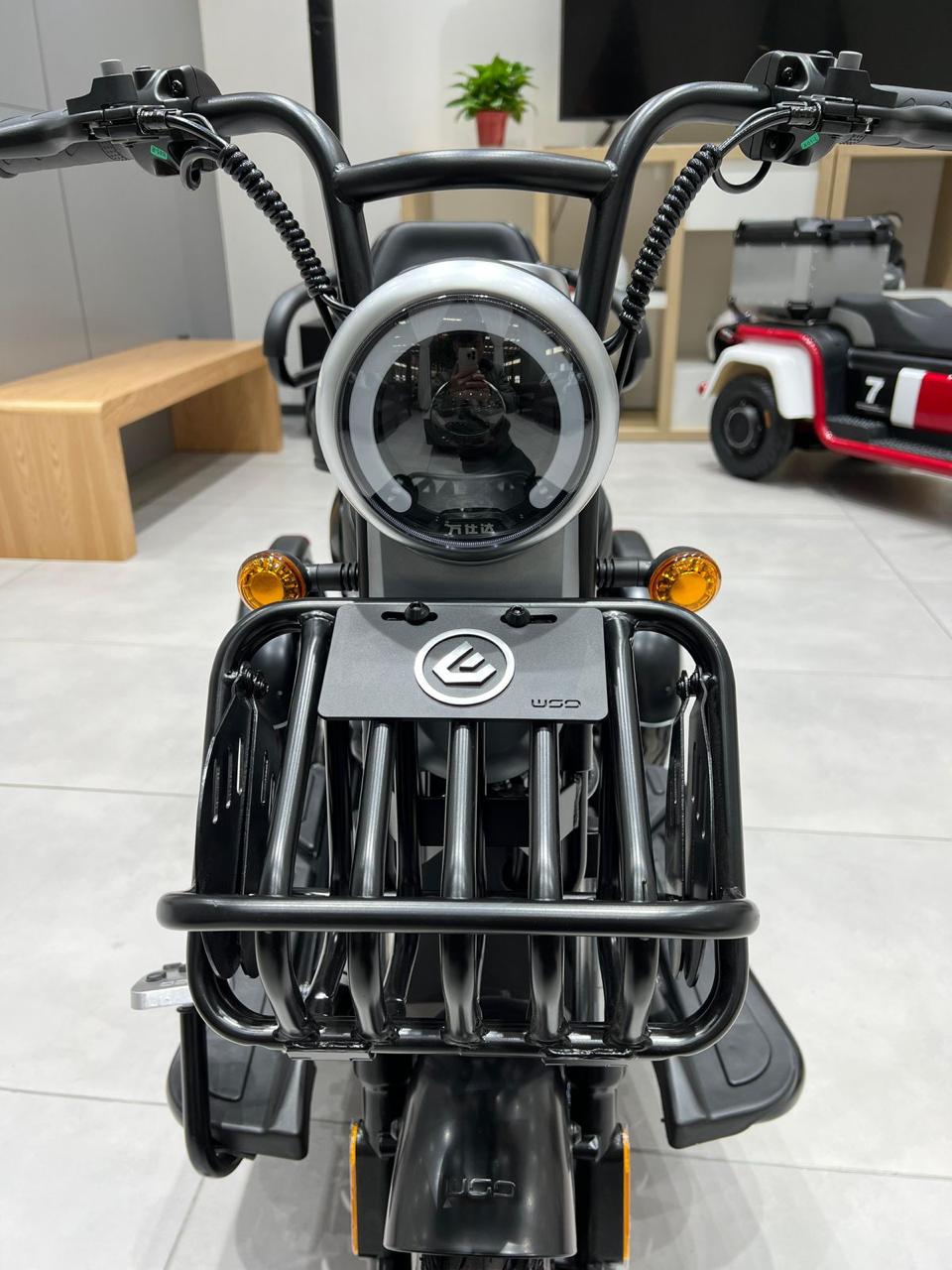 Triciclo Elétrico 3 Lugares