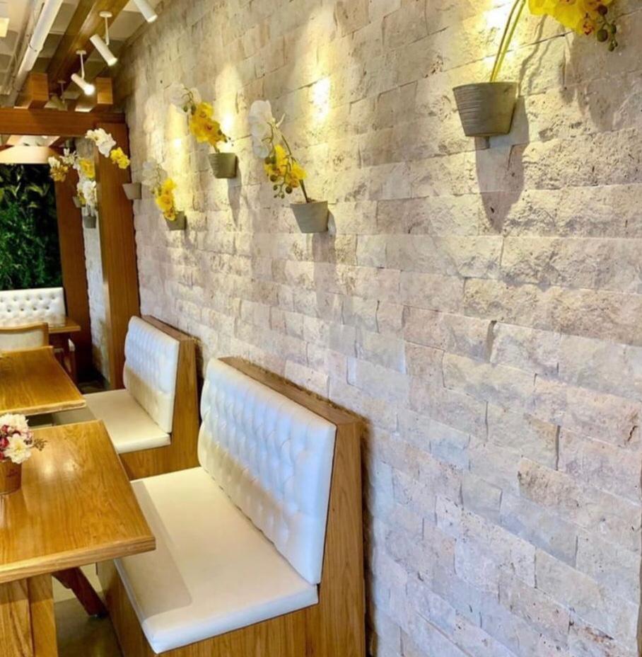 Travertino Rock face 