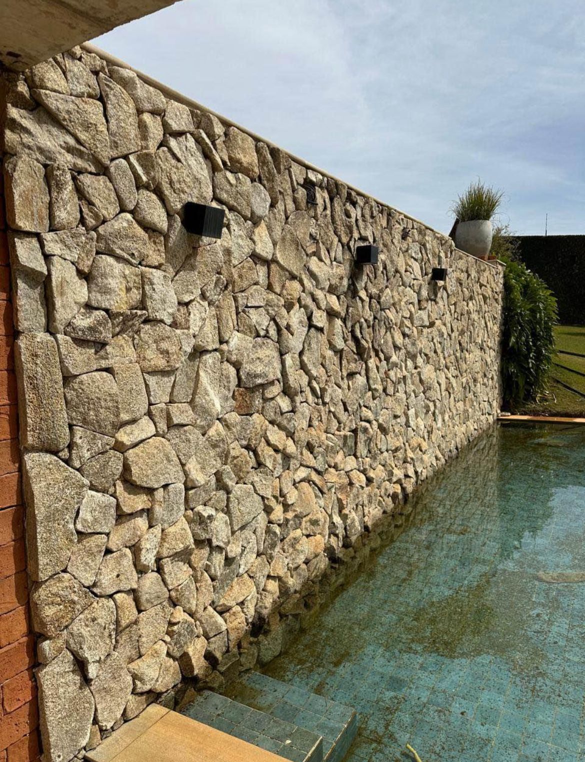 Pedra Moledo Champagne Natural