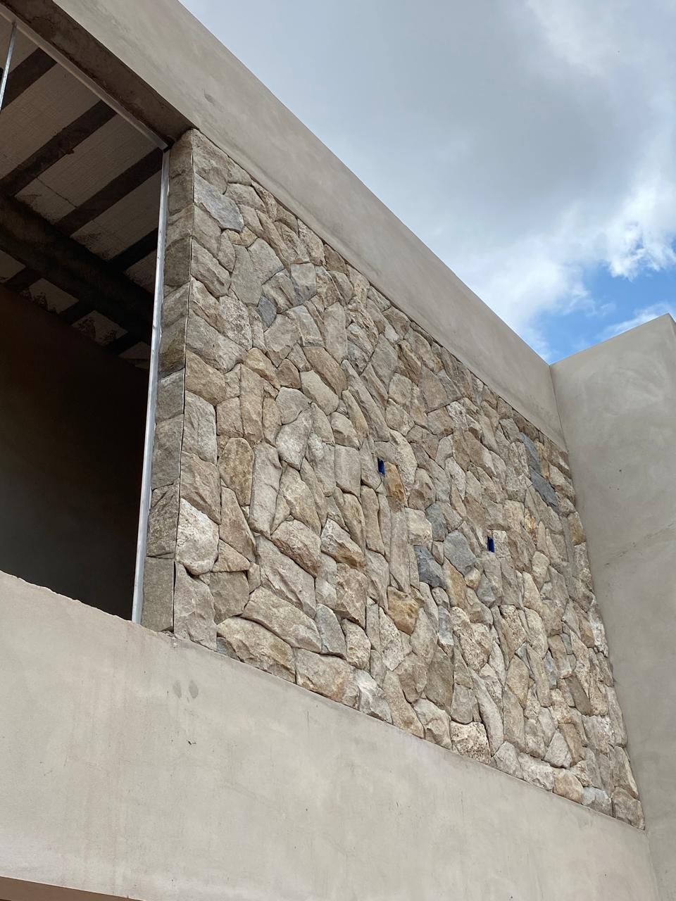 Pedra Moledo Champagne Natural