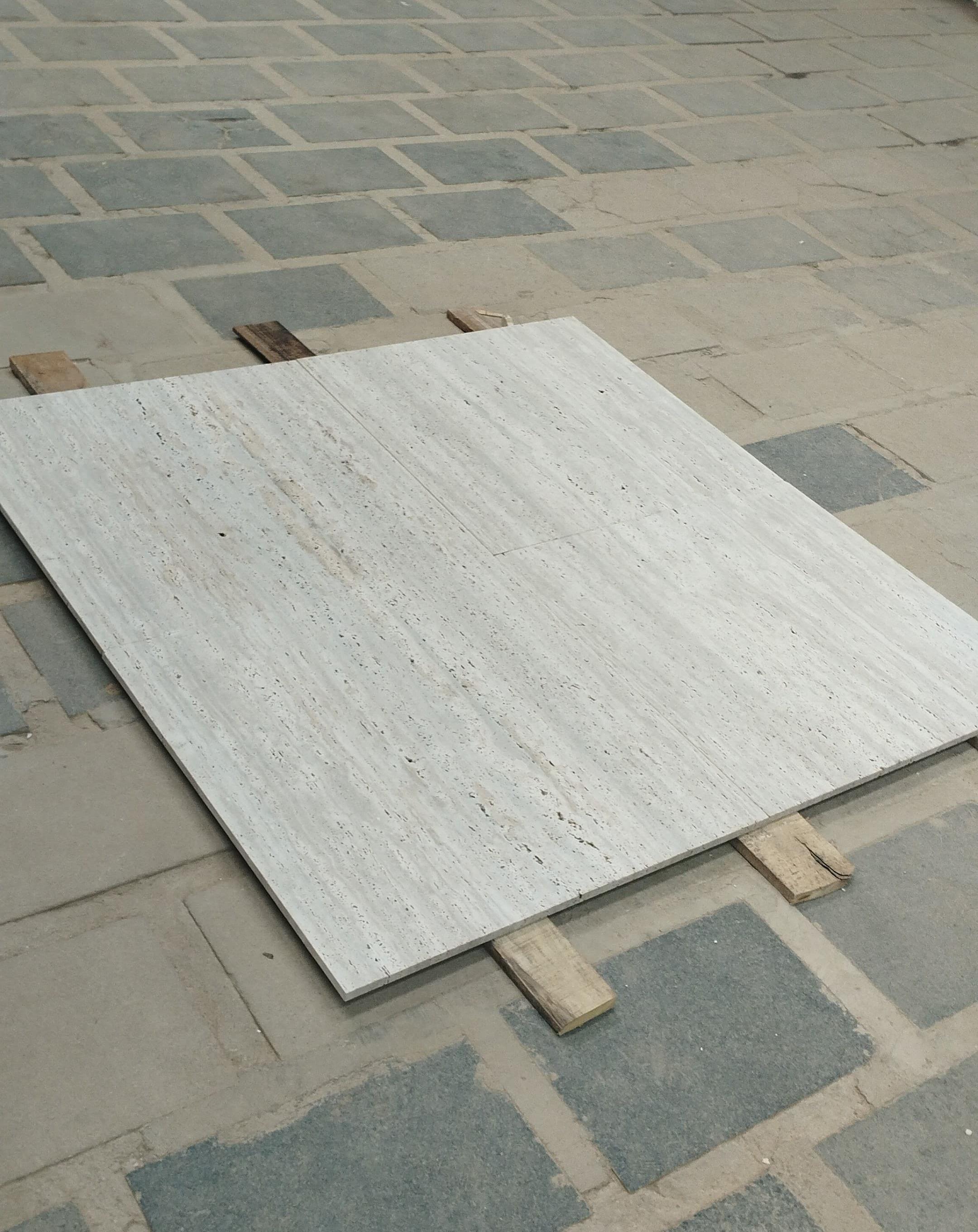 Piso Mármore Travertino Romano