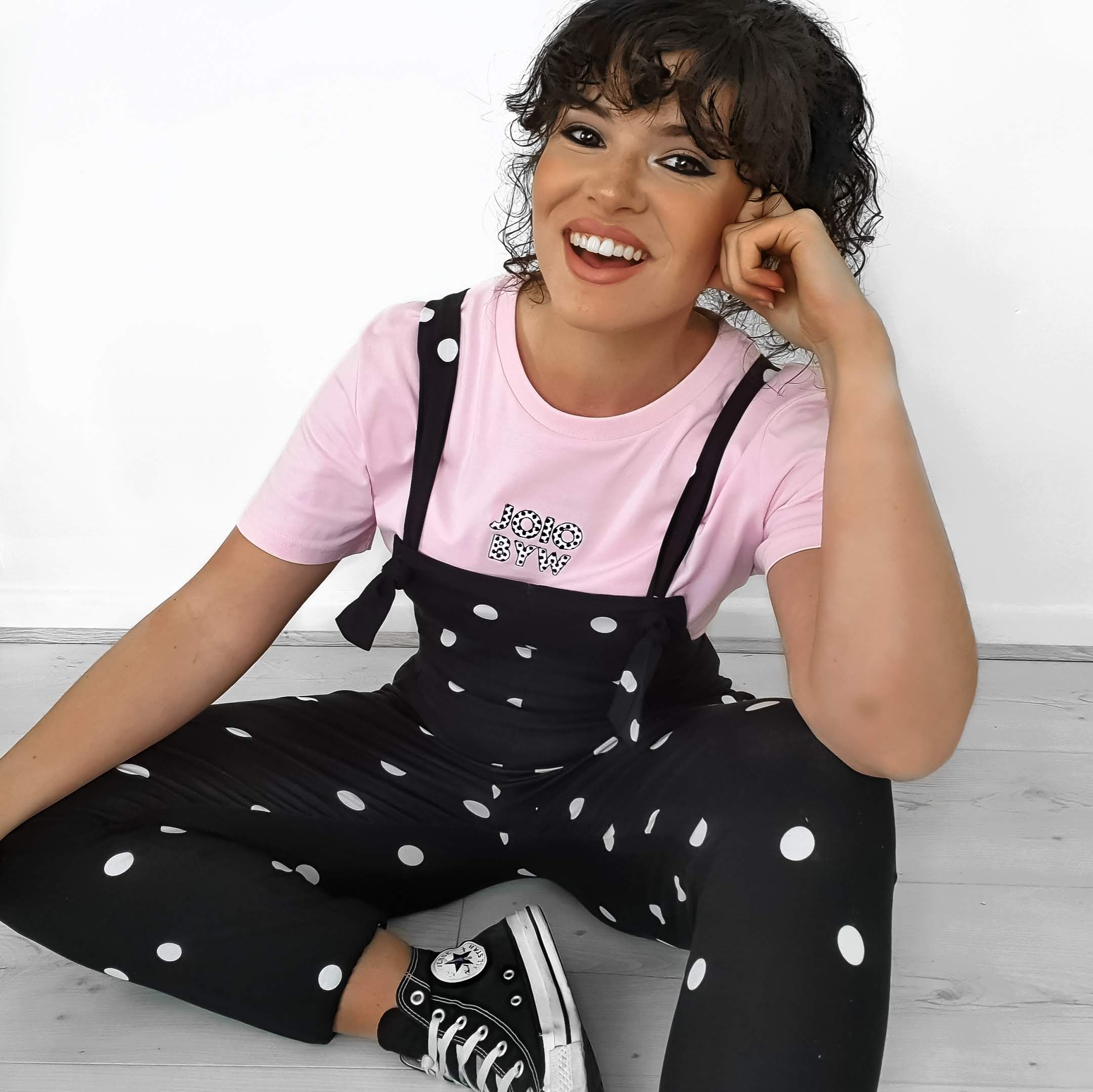 Joio Byw (Embroidered) 