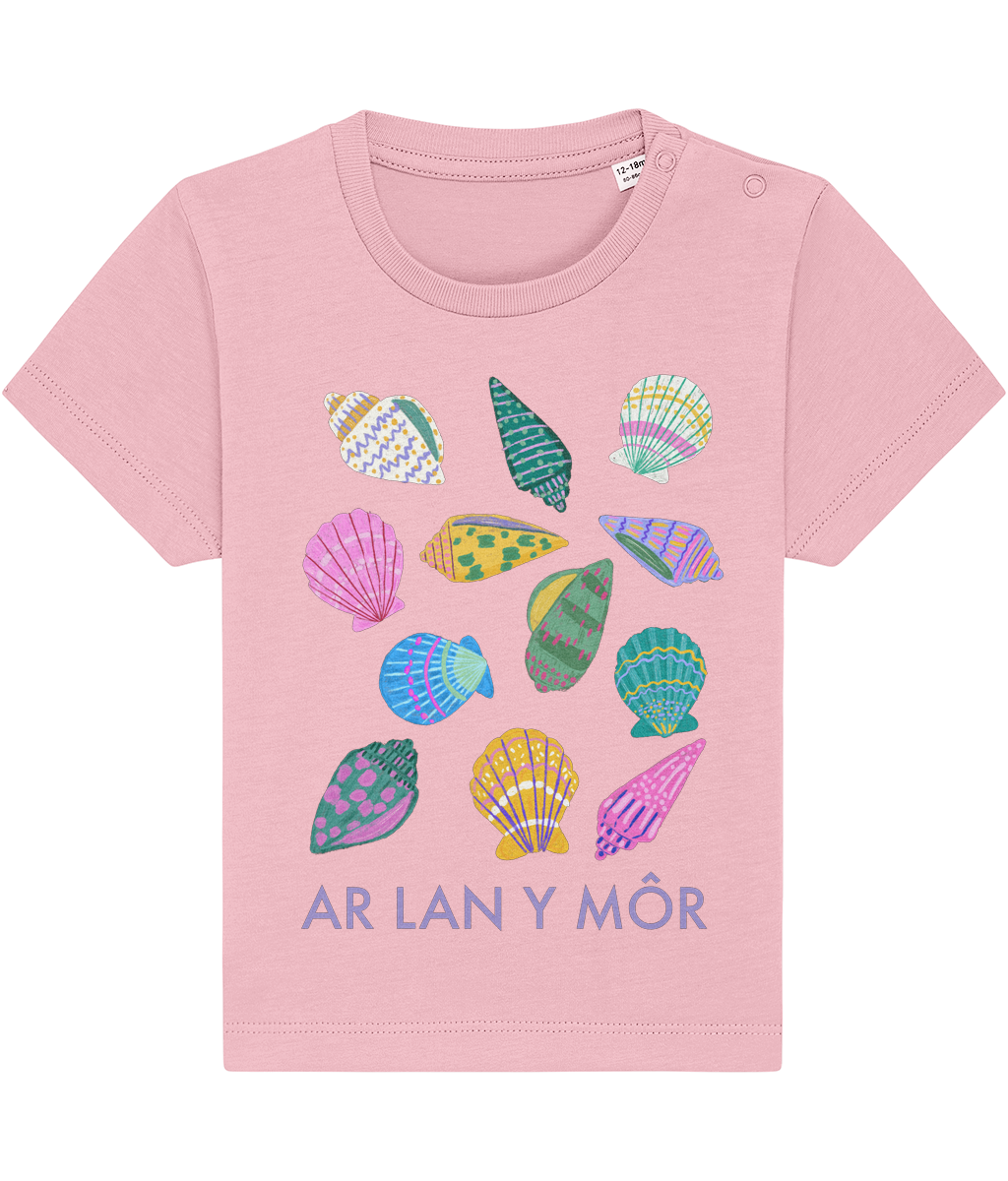 Ar lan y mor - Babi