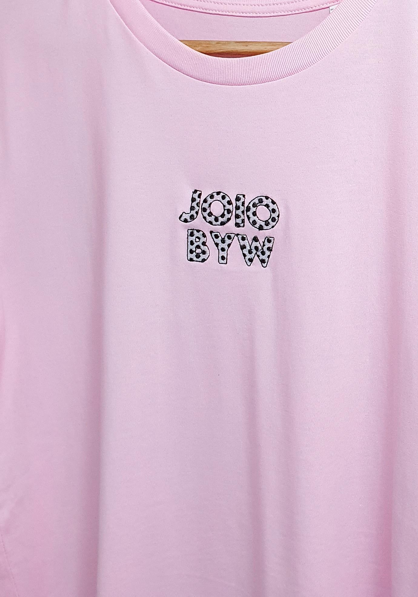 Joio byw (Embroidered) - Plant