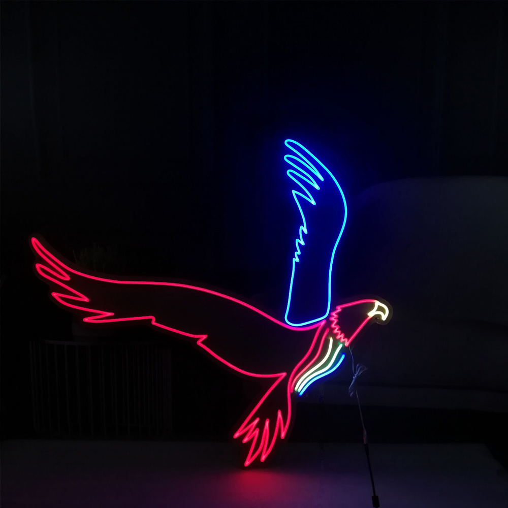 Néon LED “Aigle en plein vol”