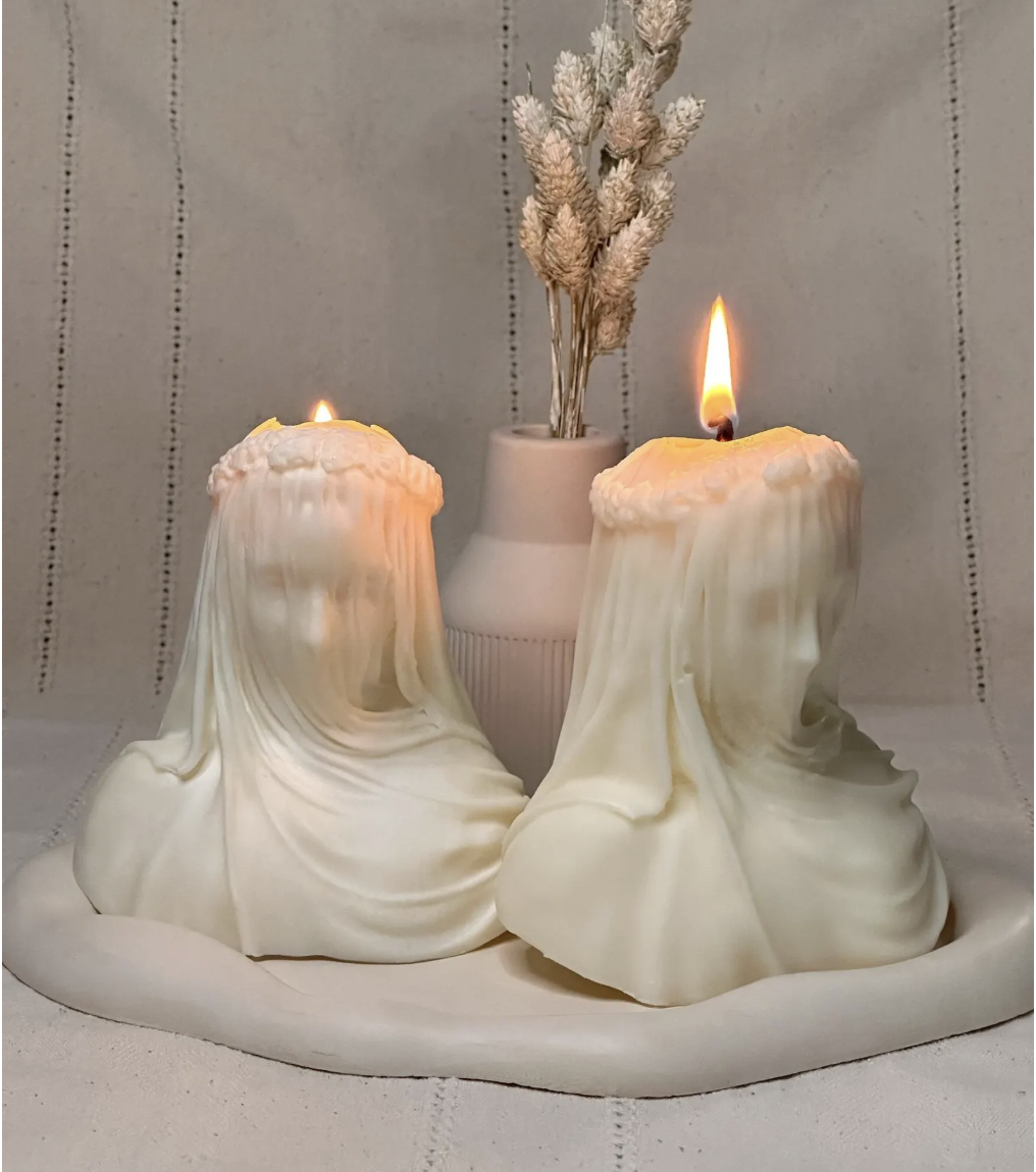 Veiled Elegance Candle