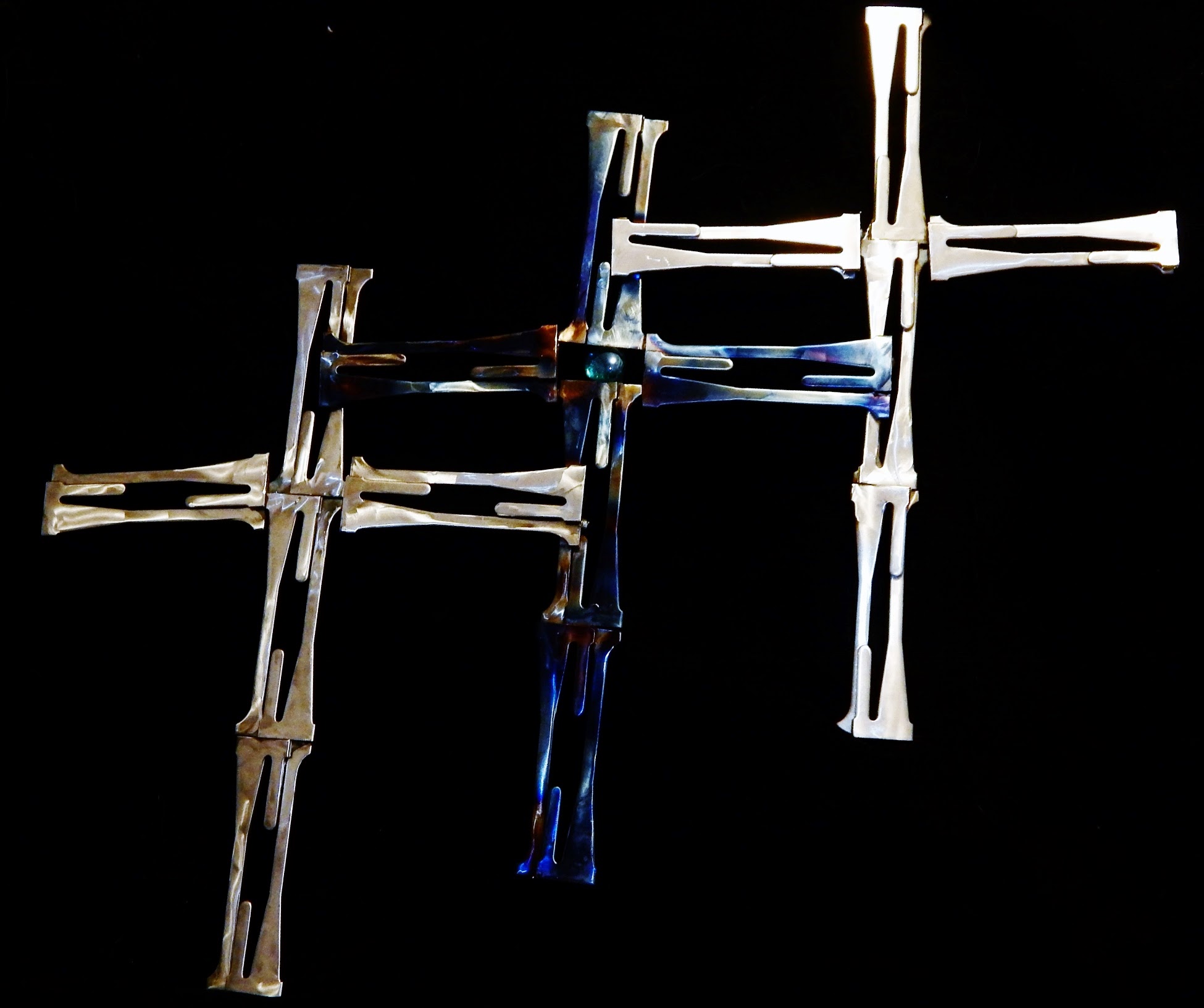 Metal Trinity Cross Wall Art