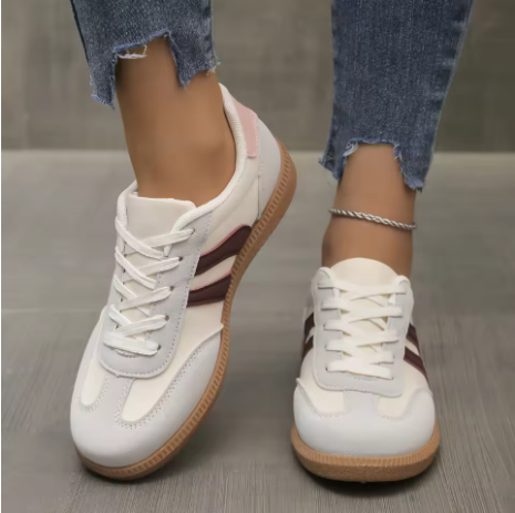 New lightweight women's sneakers