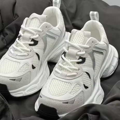 Breathable sneakers for women