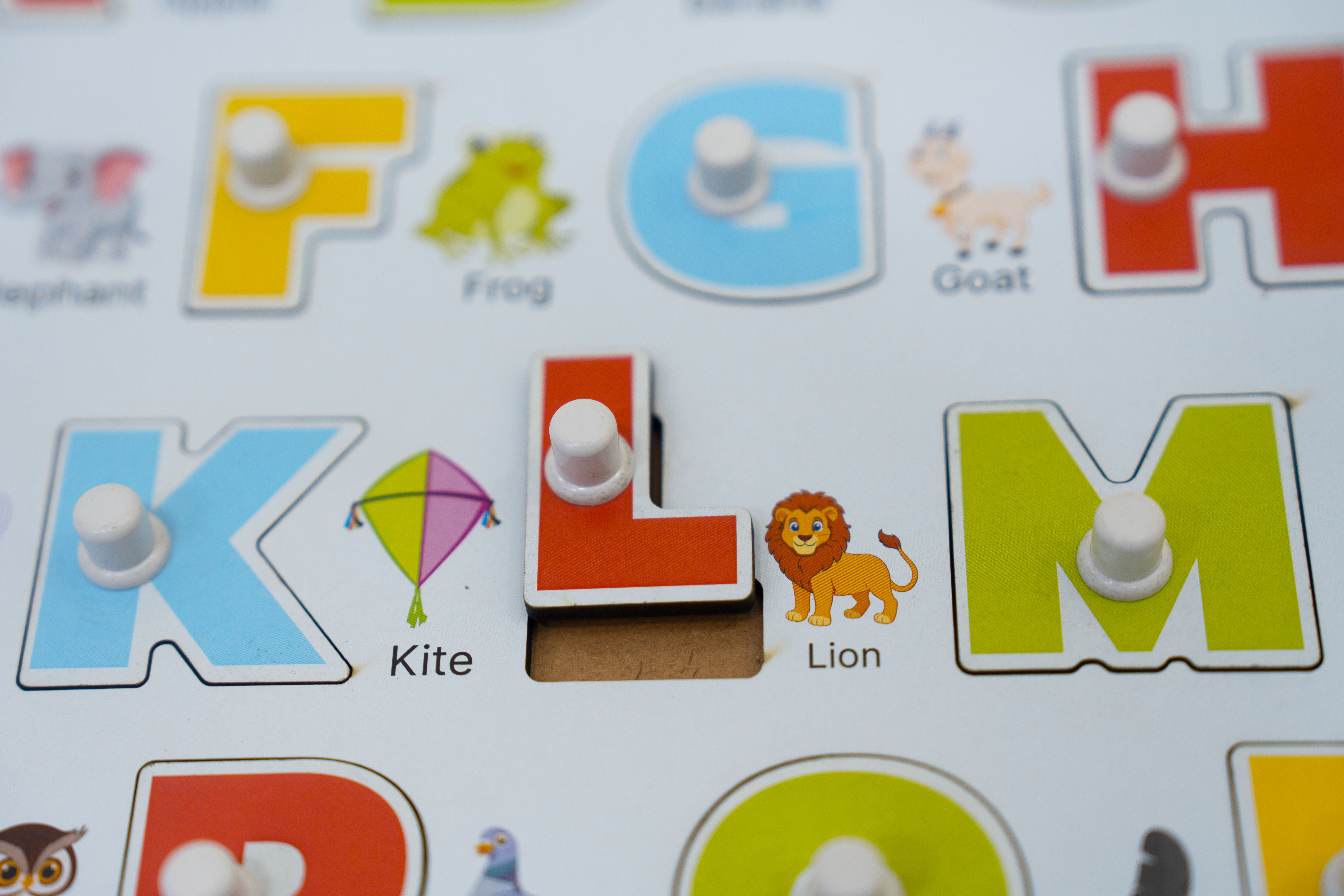 QlueBox Wooden Alphabet Puzzle  ABCD Learning Board