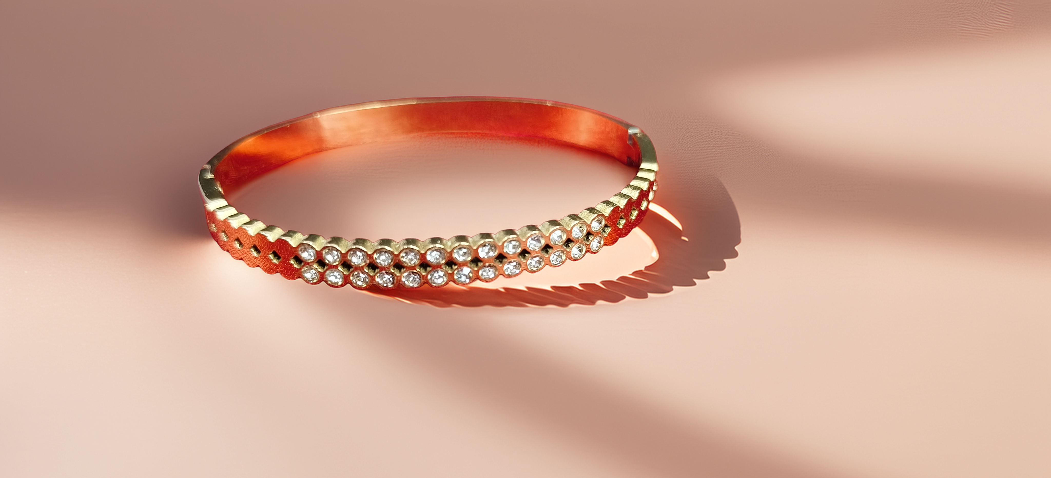 Designer Stylish Gold Plated Bracelet (1057)