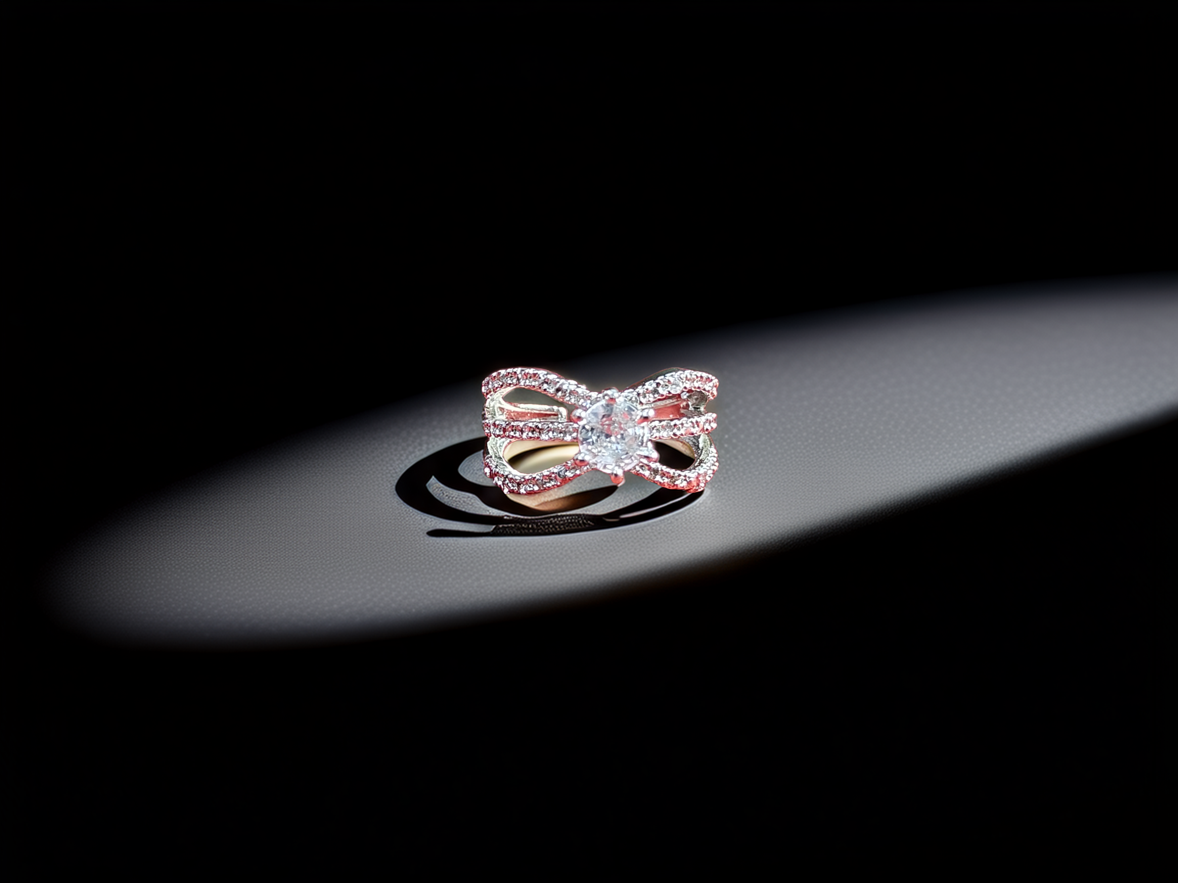 Elegant Bow-Shaped American Diamond Ring (1040)