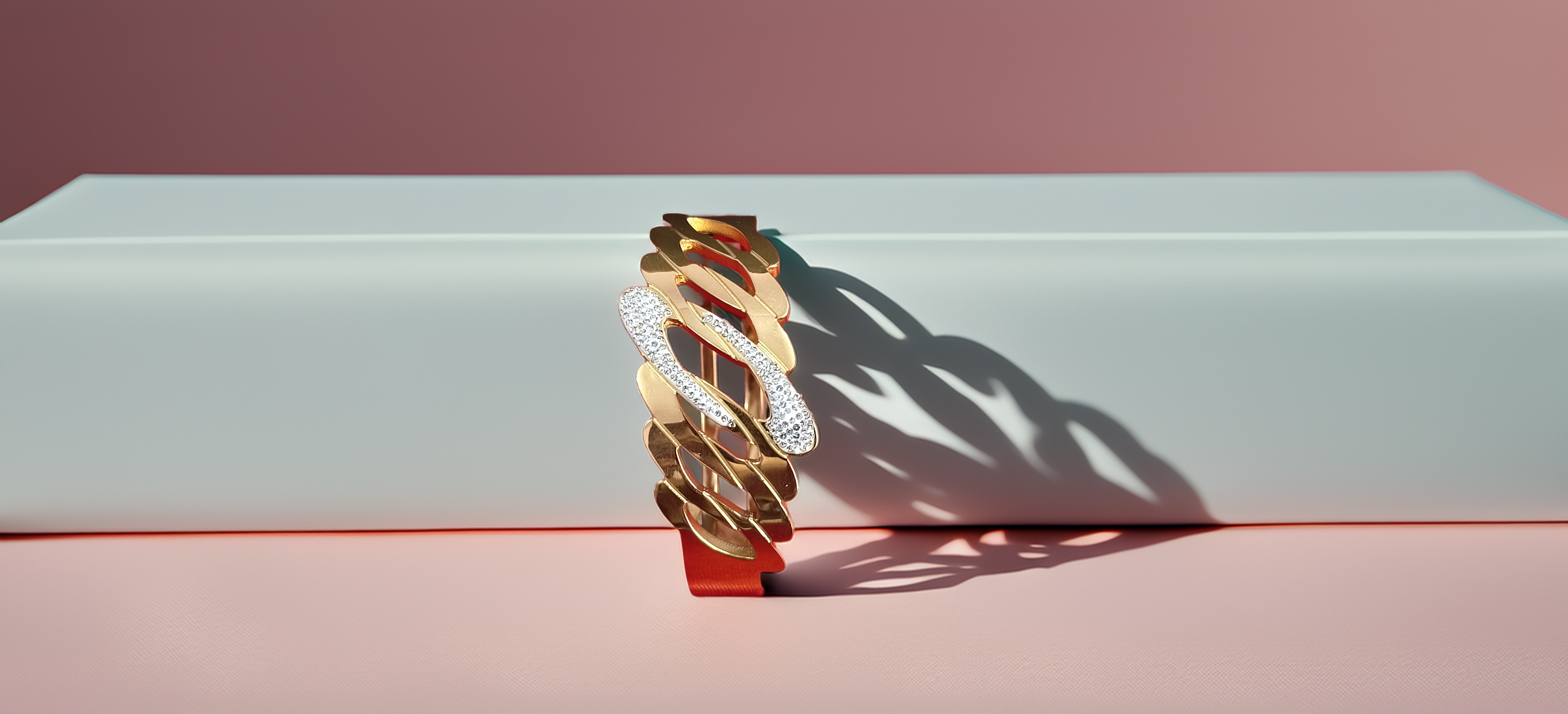 Gold Plated Statement Bracelet (1058)