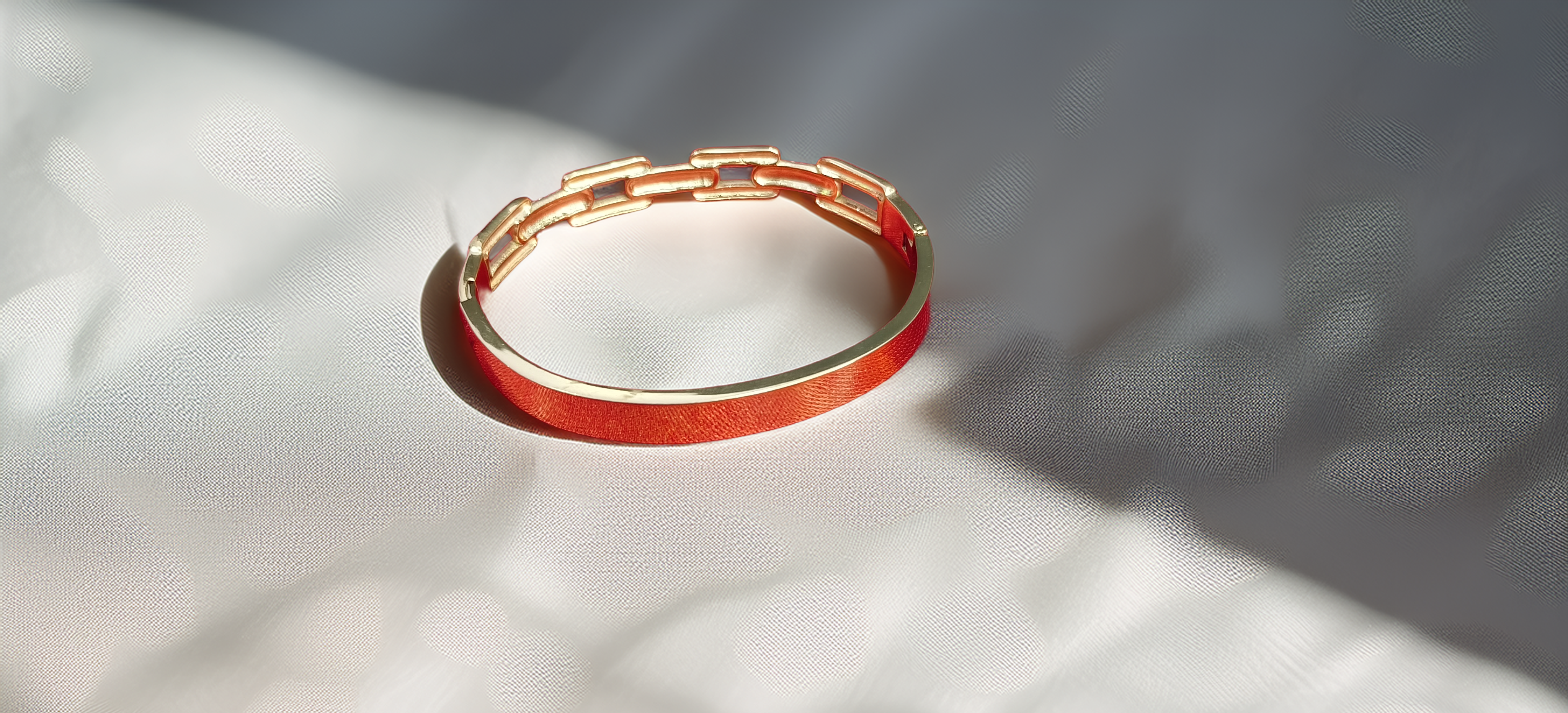 Elegant Bracelet for Women (1052)