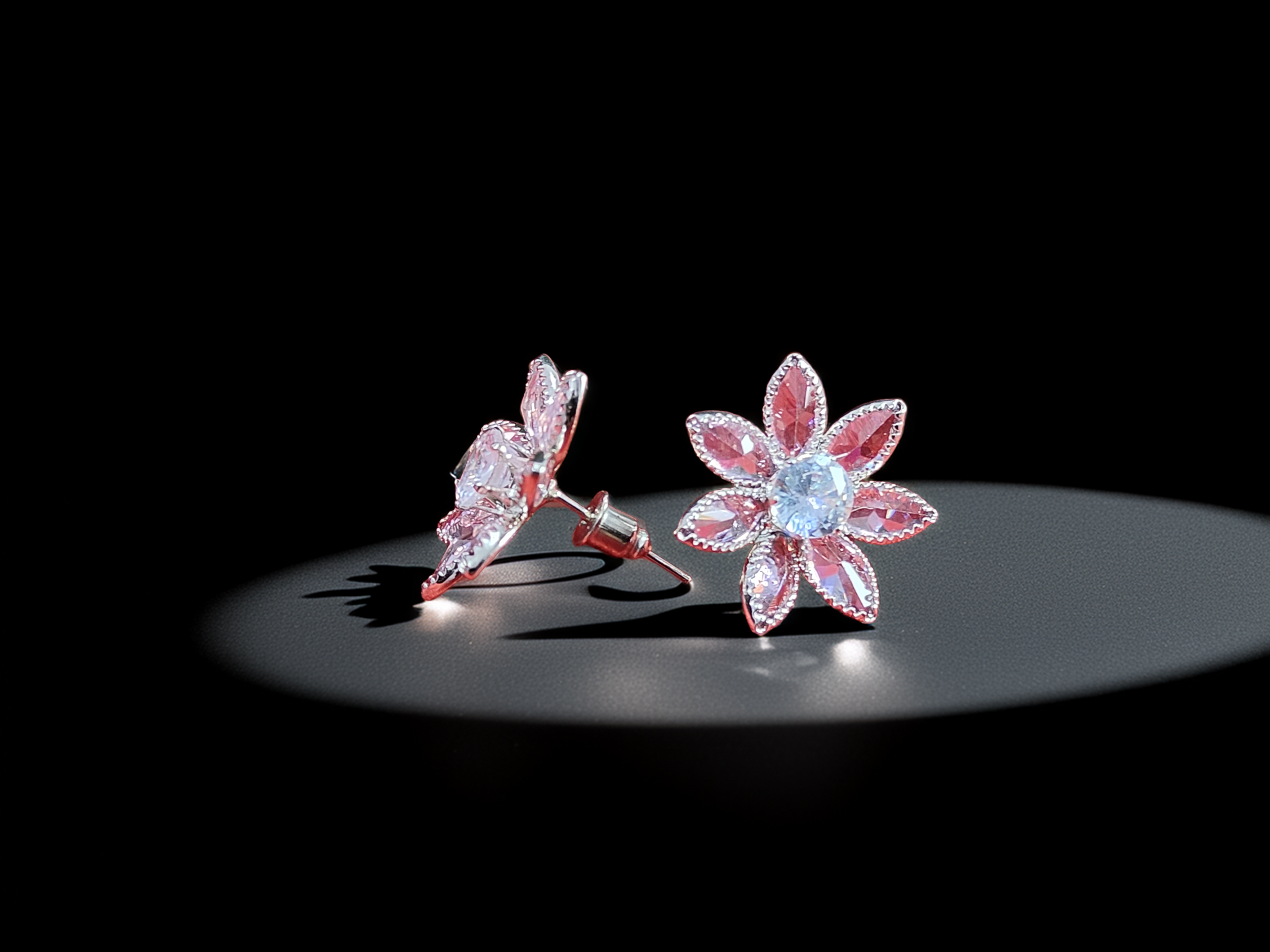 Shop Trendy Earrings for Women – Elegant Designs at Best Prices