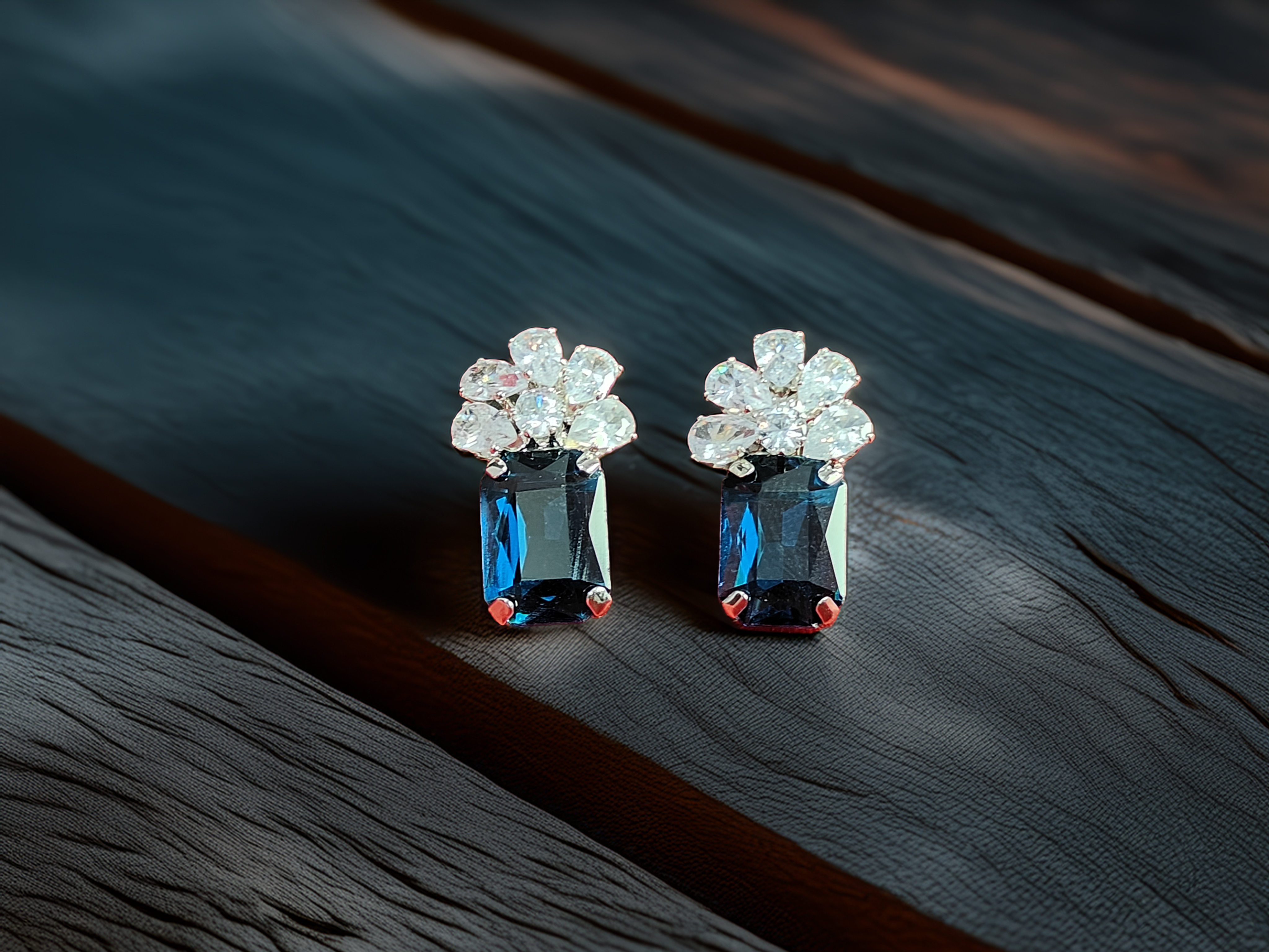 Designer Earrings – Show Off Your Sparkle