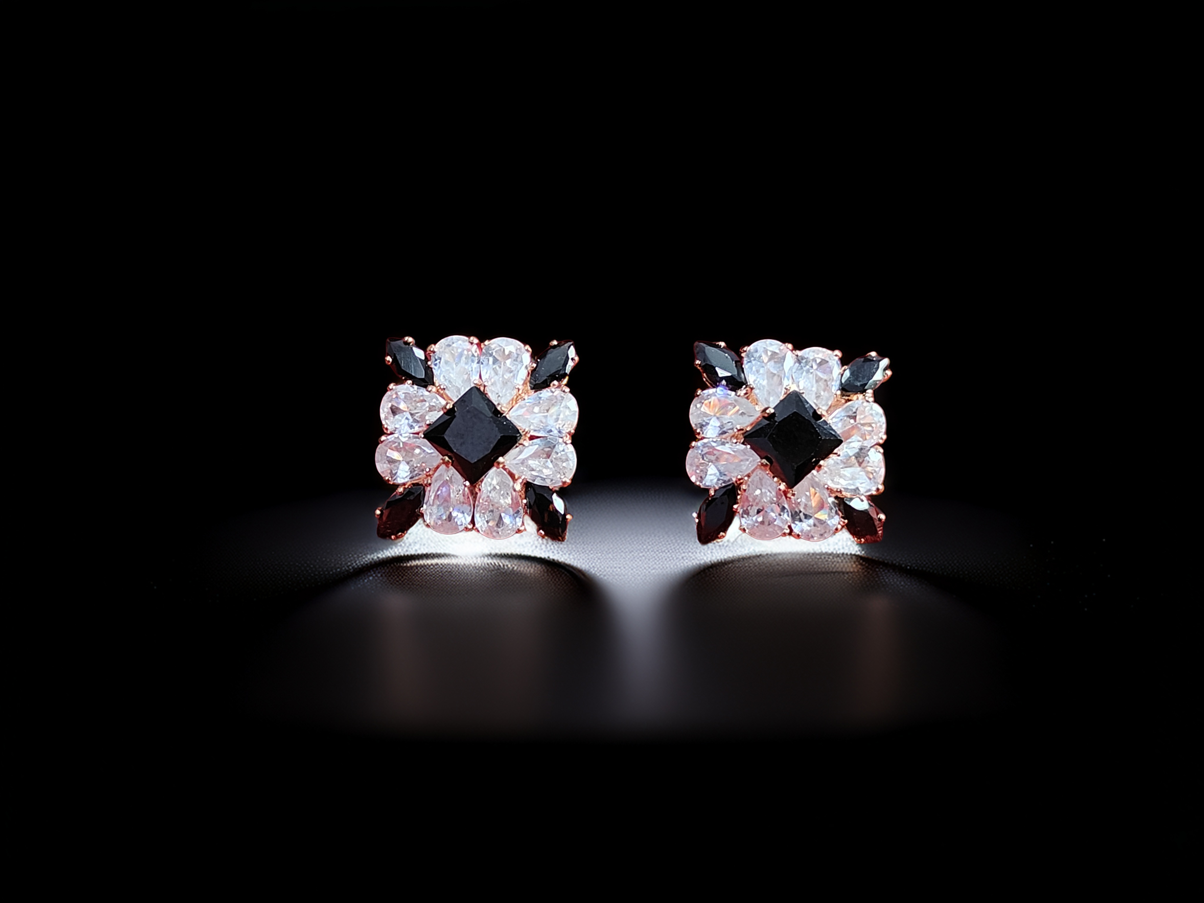 Luxury Earrings for Fashion-Forward Women – Exclusive Collection