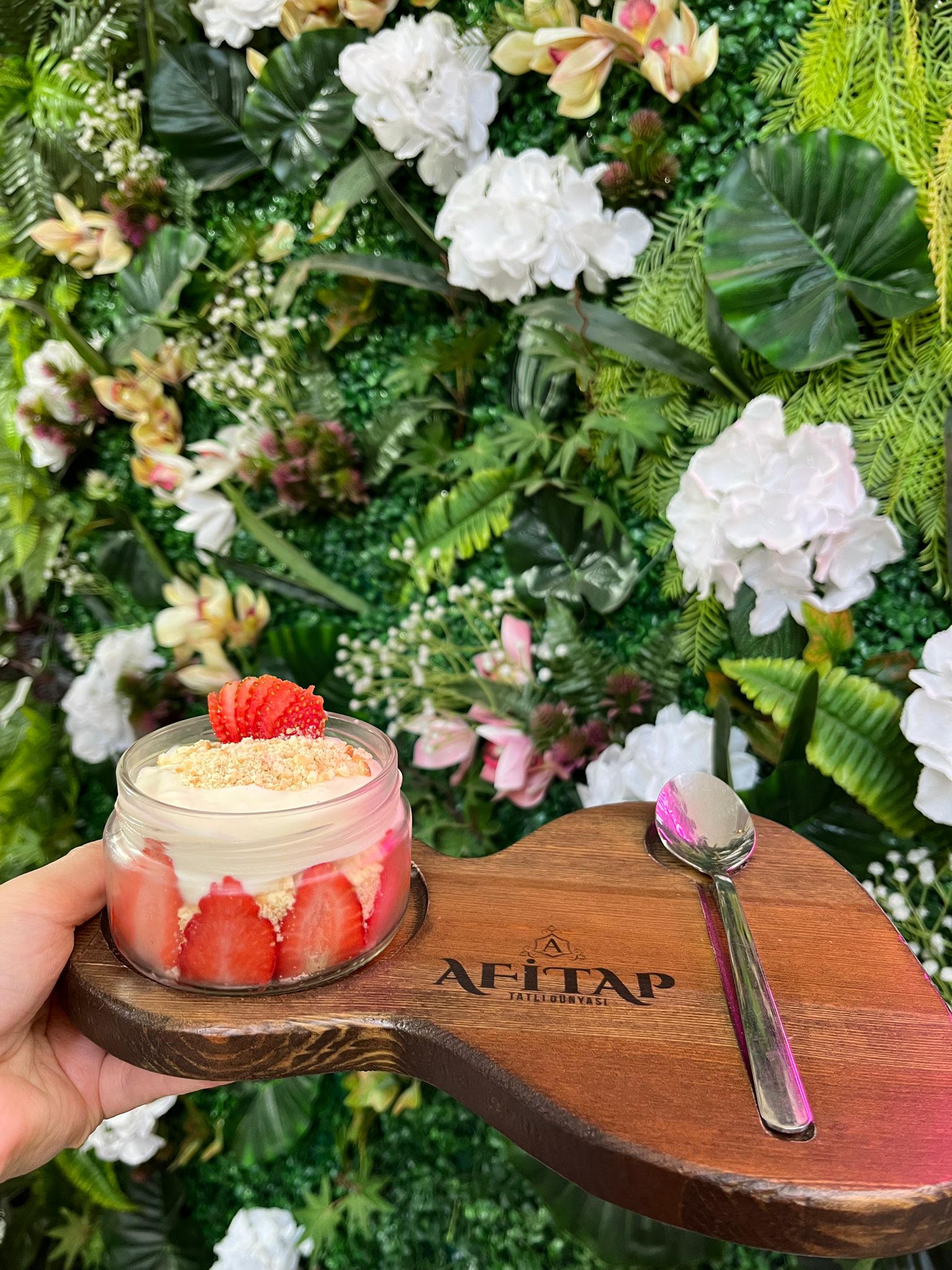 Çilekli Magnolia (Tadımlık)