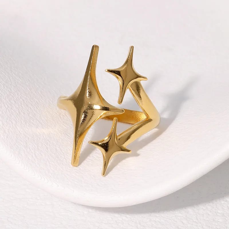 Anillo dorado de estrellas