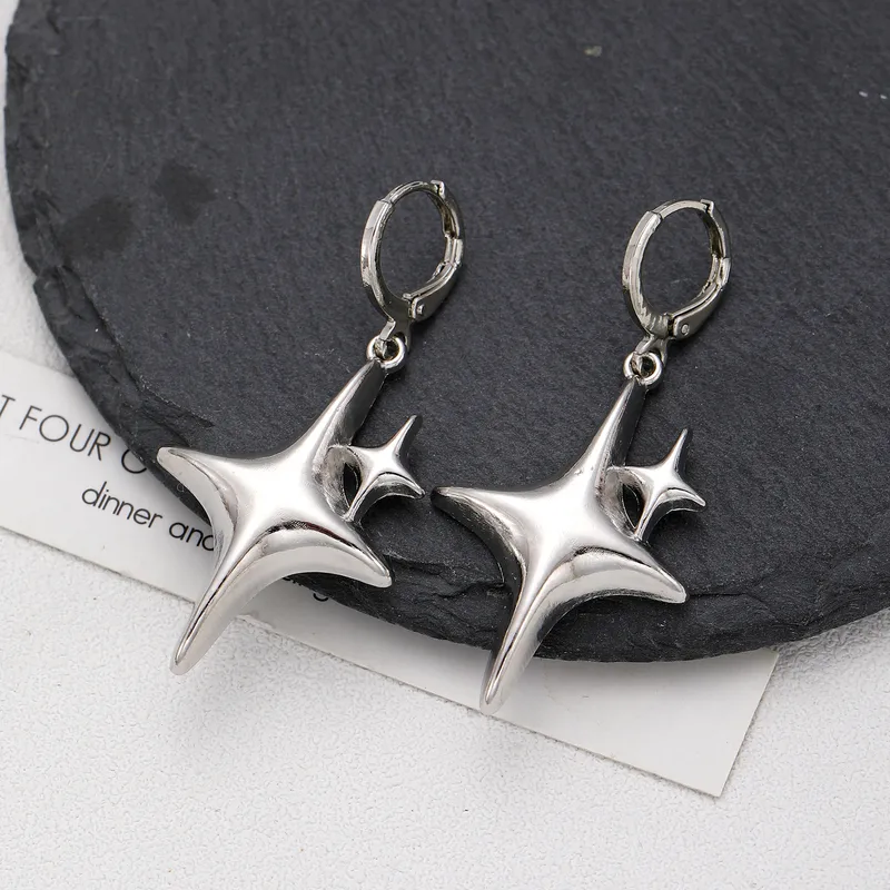Pendientes de estrella metálica