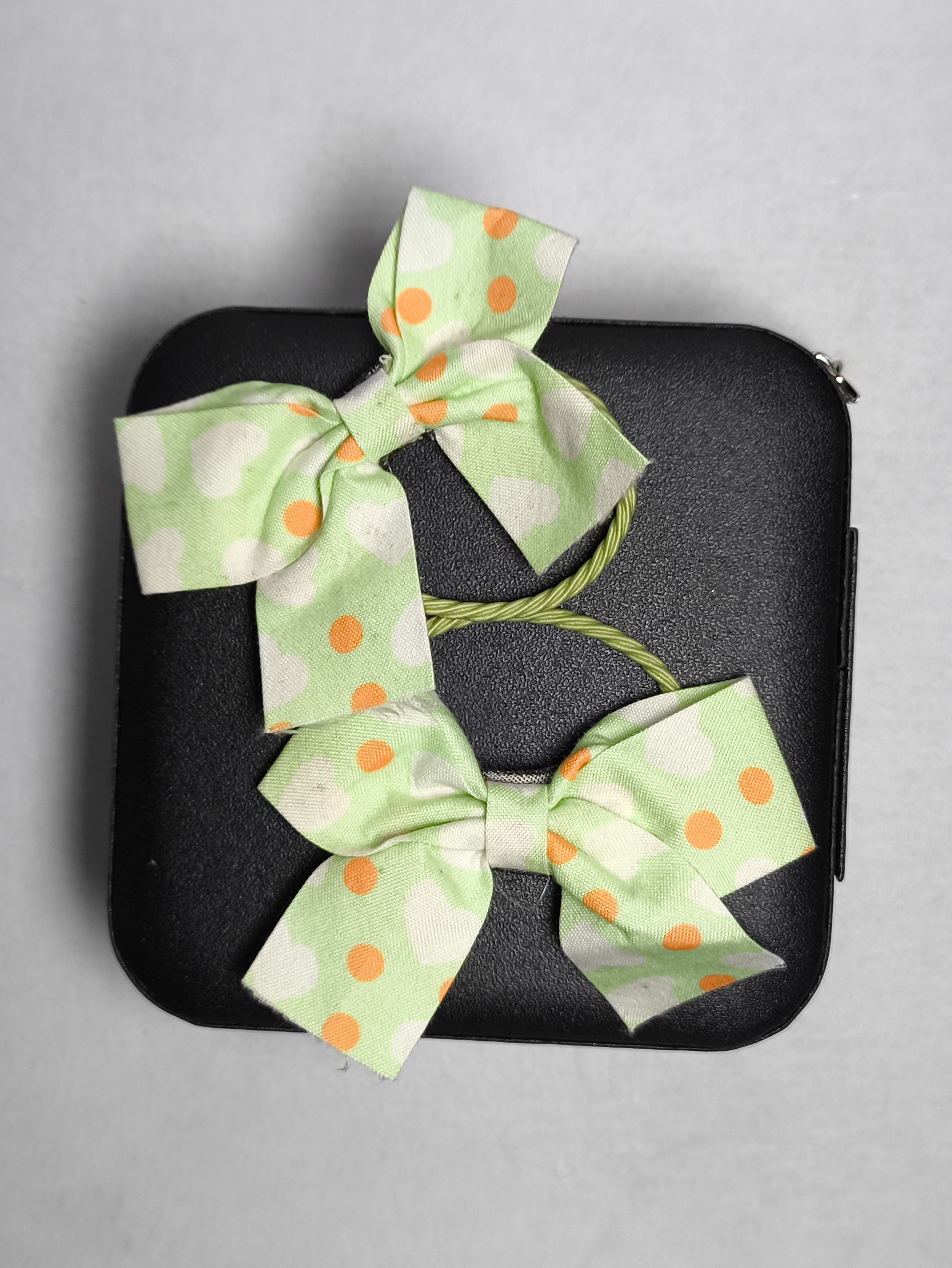 Par de Lazos para el cabello