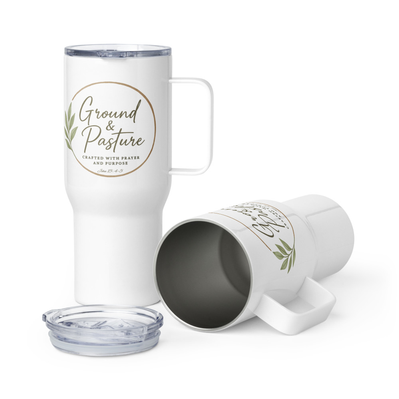 Travel mug with a handle