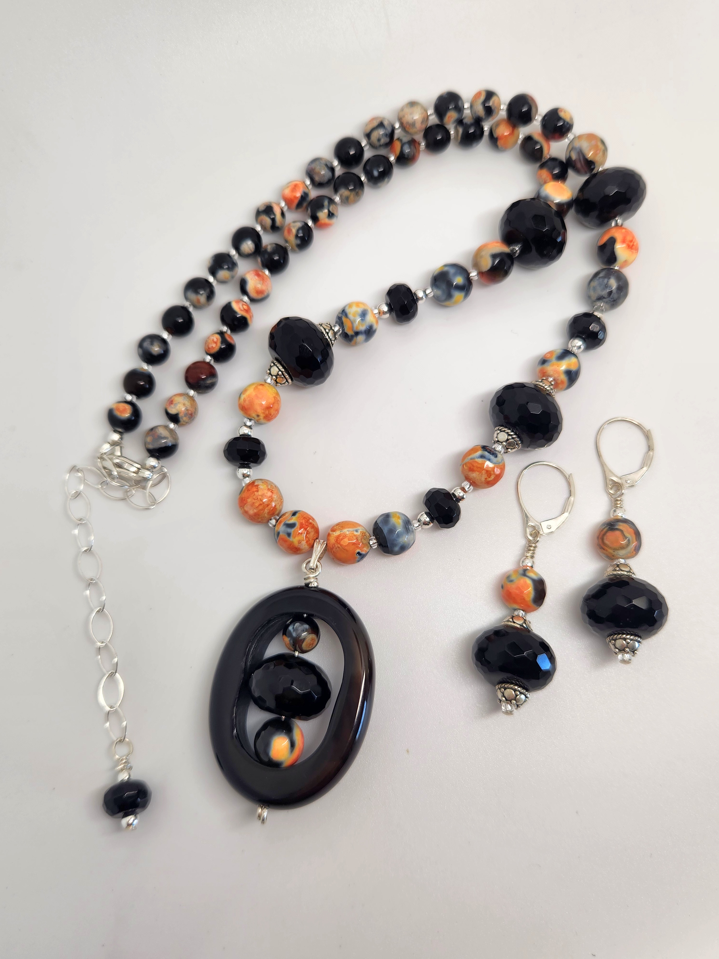Fire Agate and Black Onyx Beaded Jewelry Set