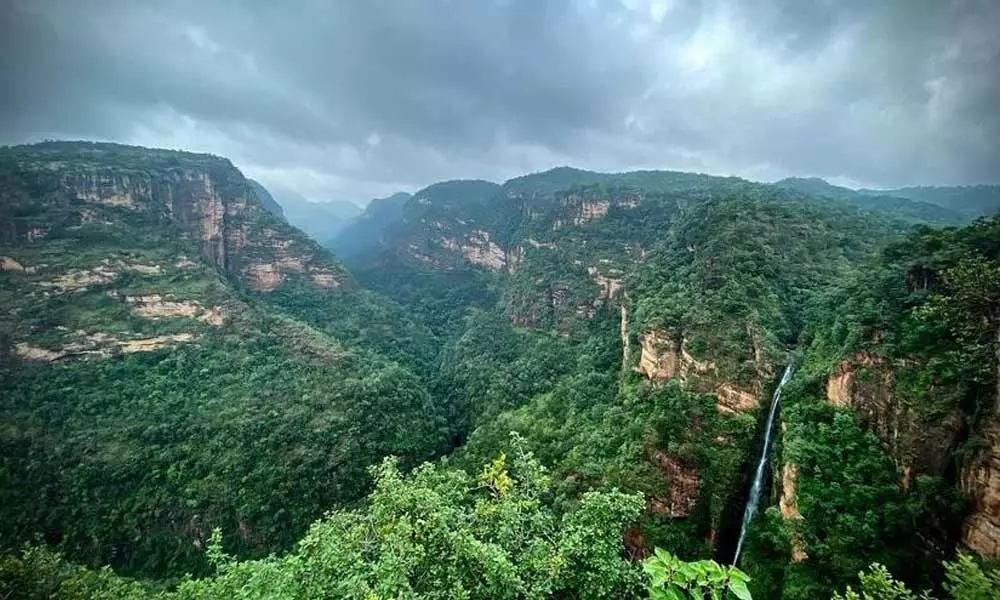 Monsoon Pachmarhi Trip (The Queen of Satpura)