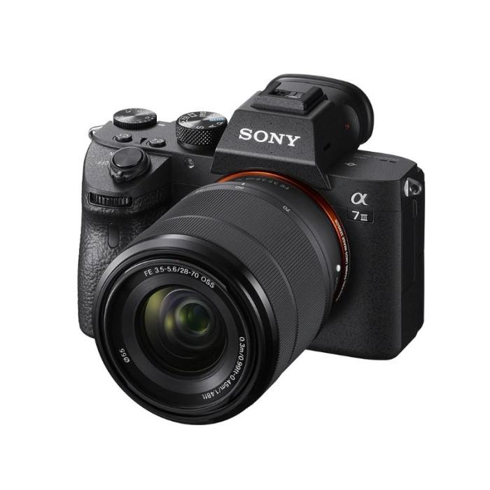 Sewa Kamera Sony Alpha A7 III Kit