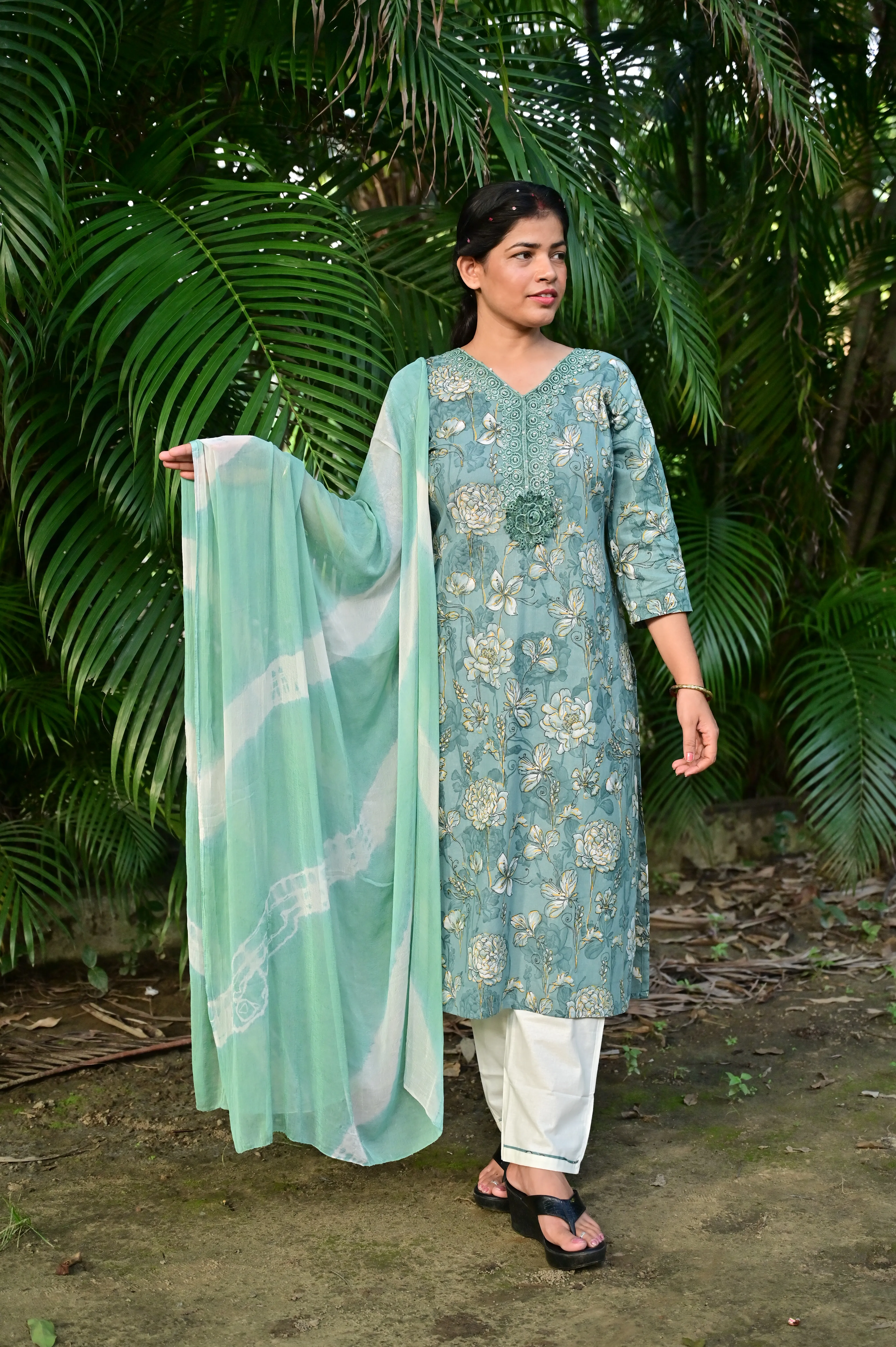 Cotton Flex Kurta Set With Floral Print