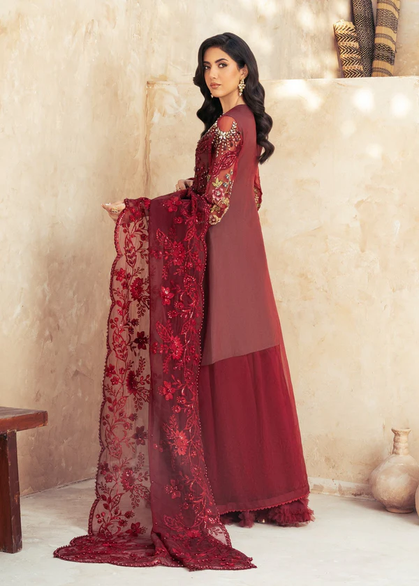 طقم نسائي فخم - لحفلات الزواج والمناسبات الرسمية