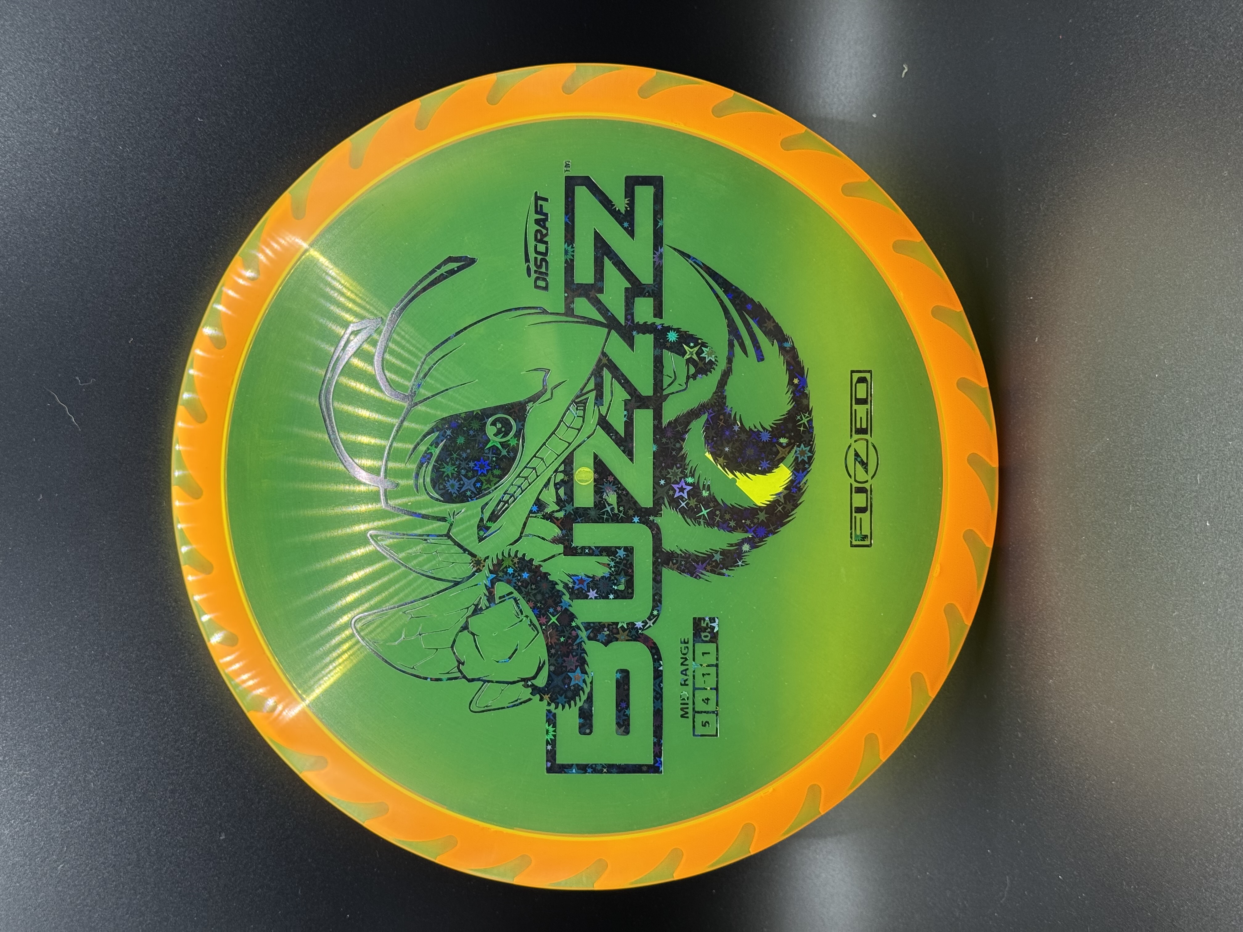 Discraft FUZED Z BUZZZ WITH BUZZZSAW PATTERN