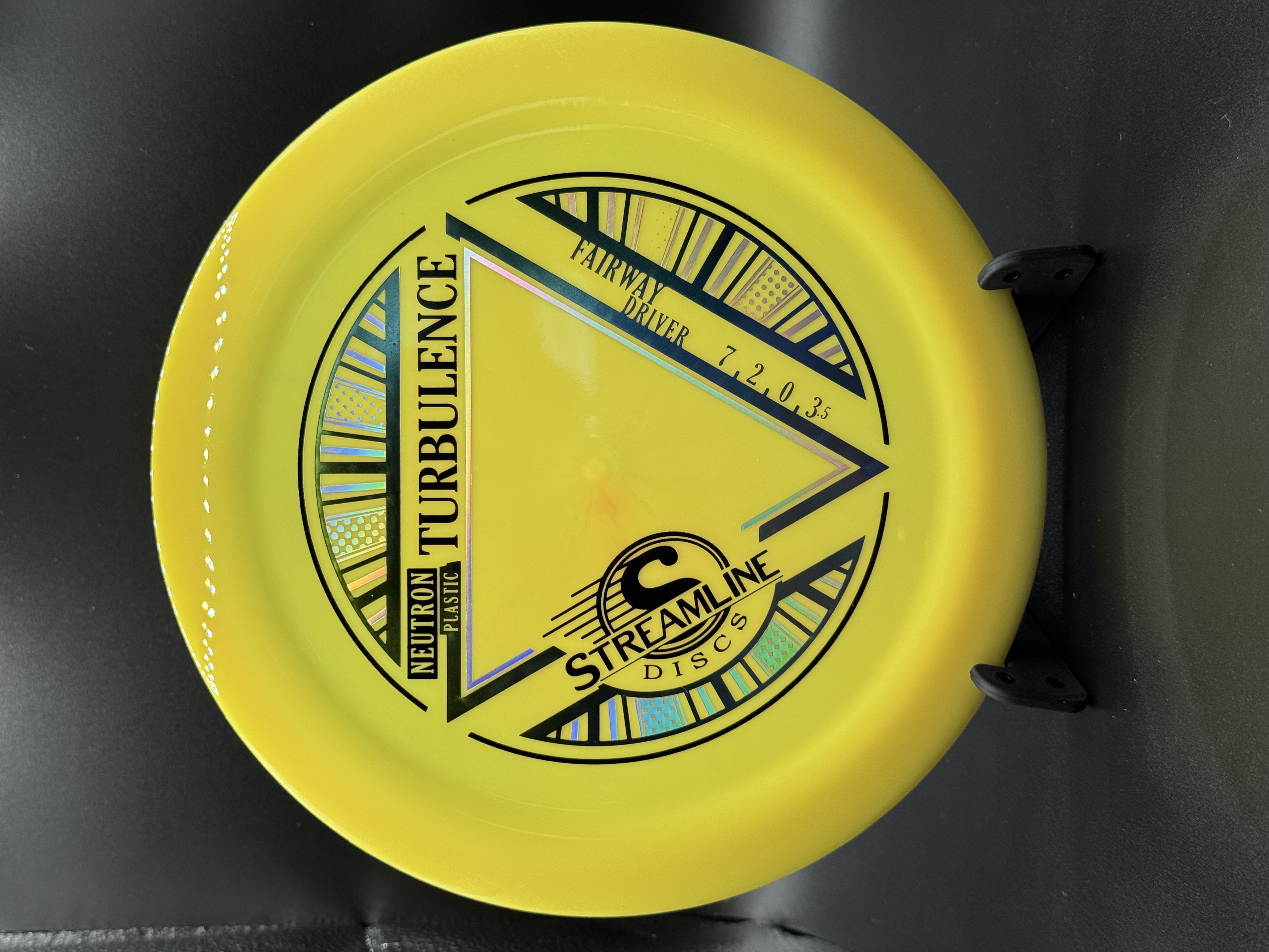 Streamline Discs Neutron Turbulence 