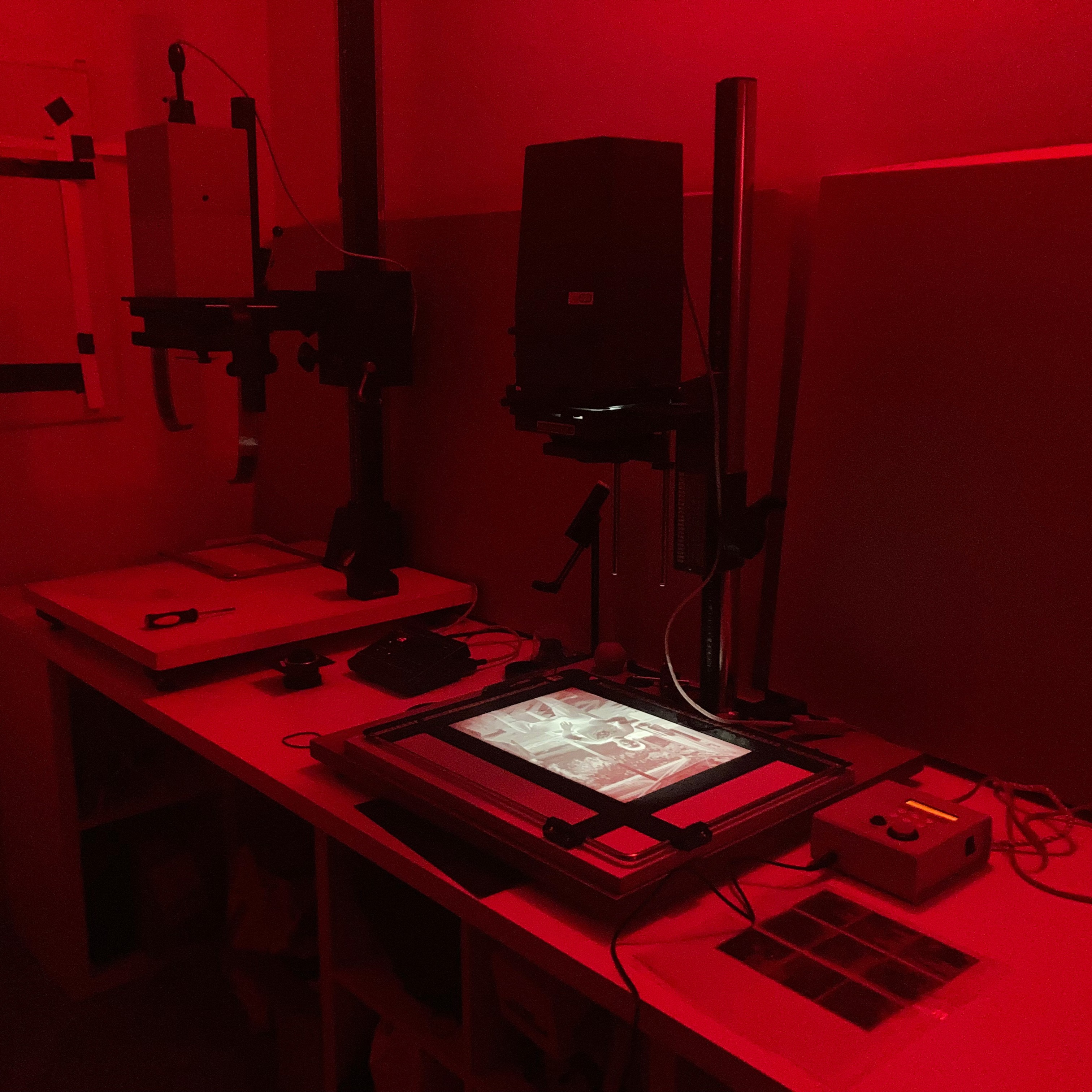 Voucher na 5-godzinną sesję pracy w ciemni Bizarro Studio