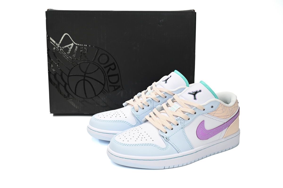Air Jordan 1 Low Sneakers