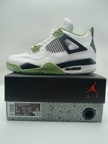 Air Jordan 4 Retro OG White Green