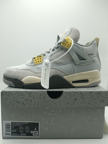 Air Jordan 4 Retro SE