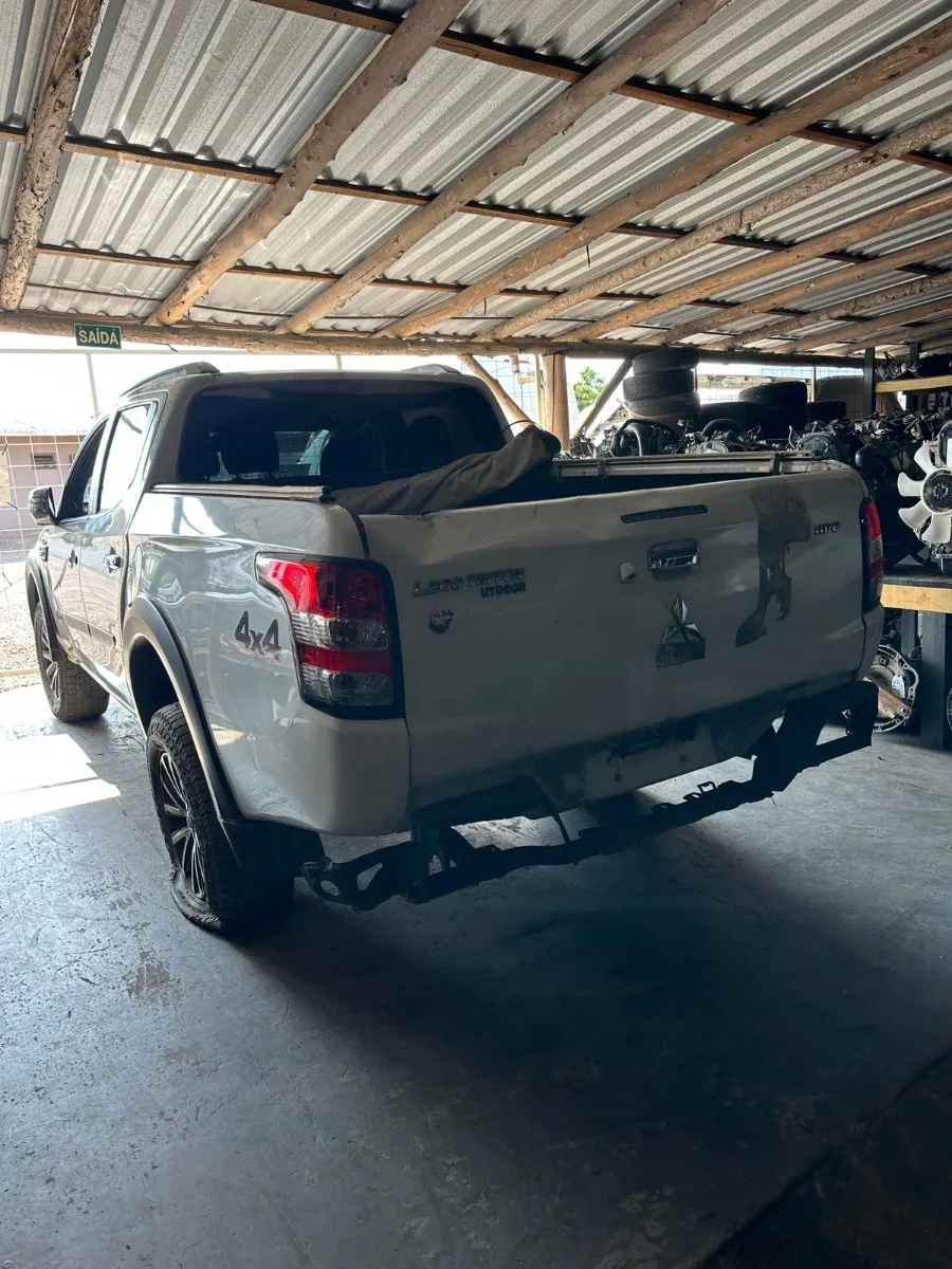 New L200 Triton 2.4 2021